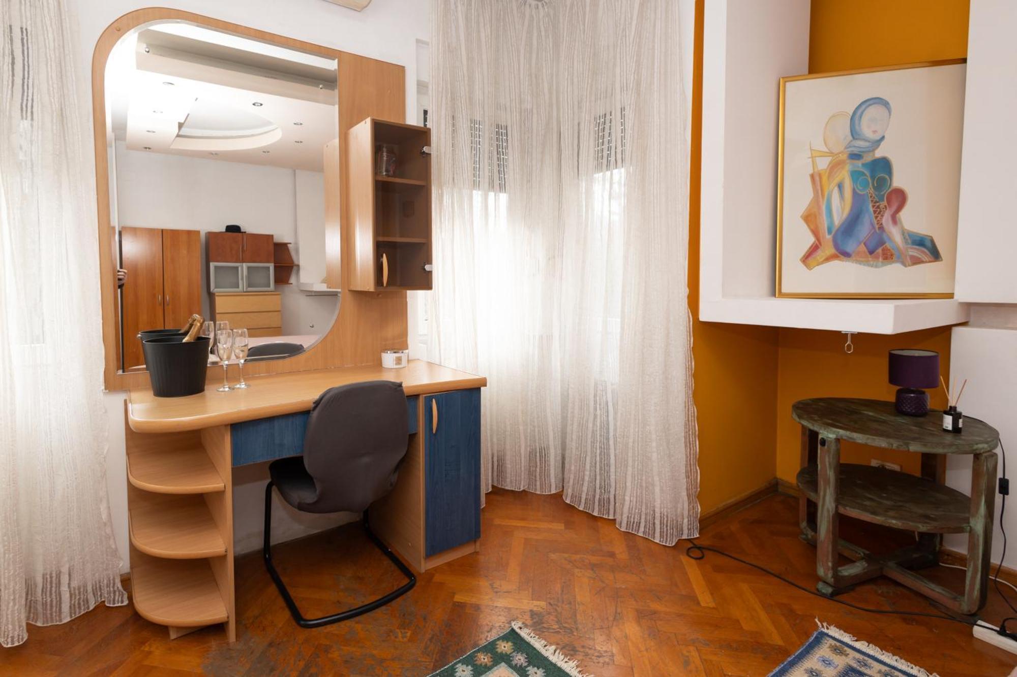 Guest house Shared Retro Vintage Luxury Bucharest