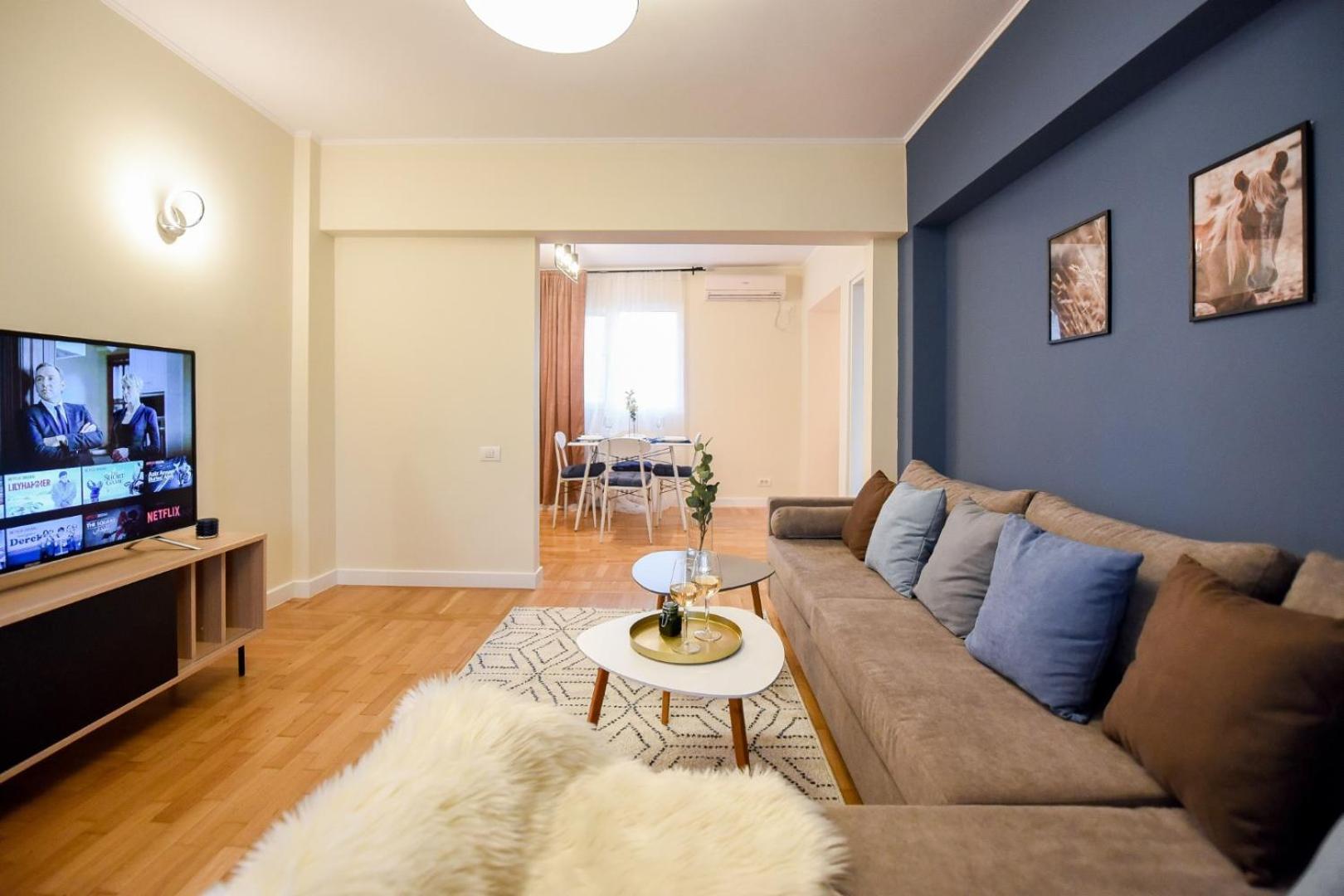 Explore And Relax: Your Ideal 2br On Calea Victoriei Bucharest