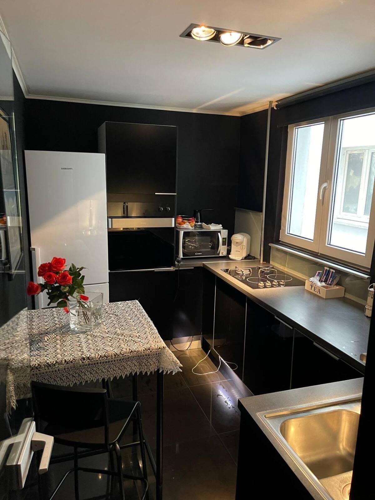 Black Nr1 * Bucharest