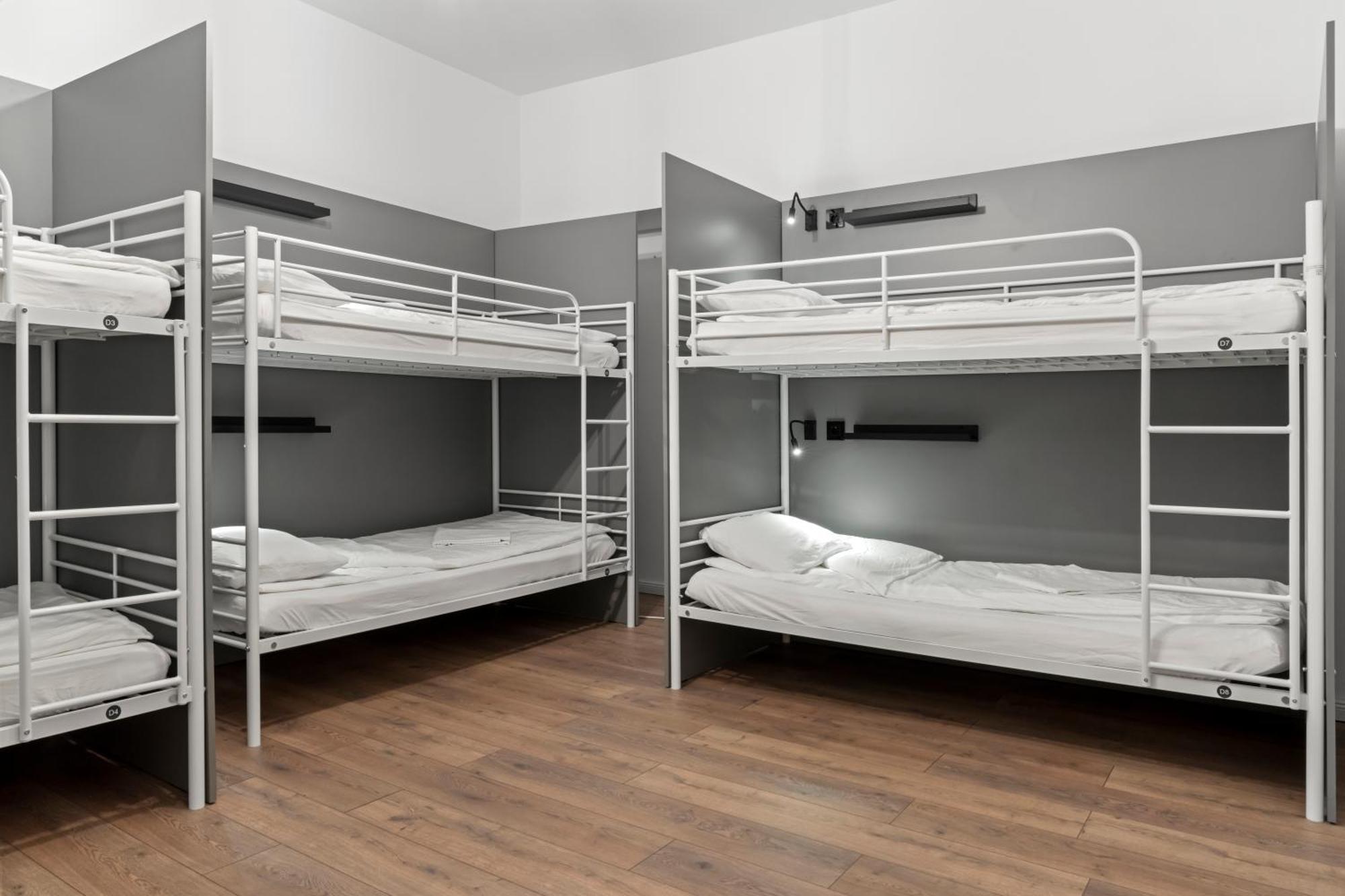Nest Boutique Hostel *