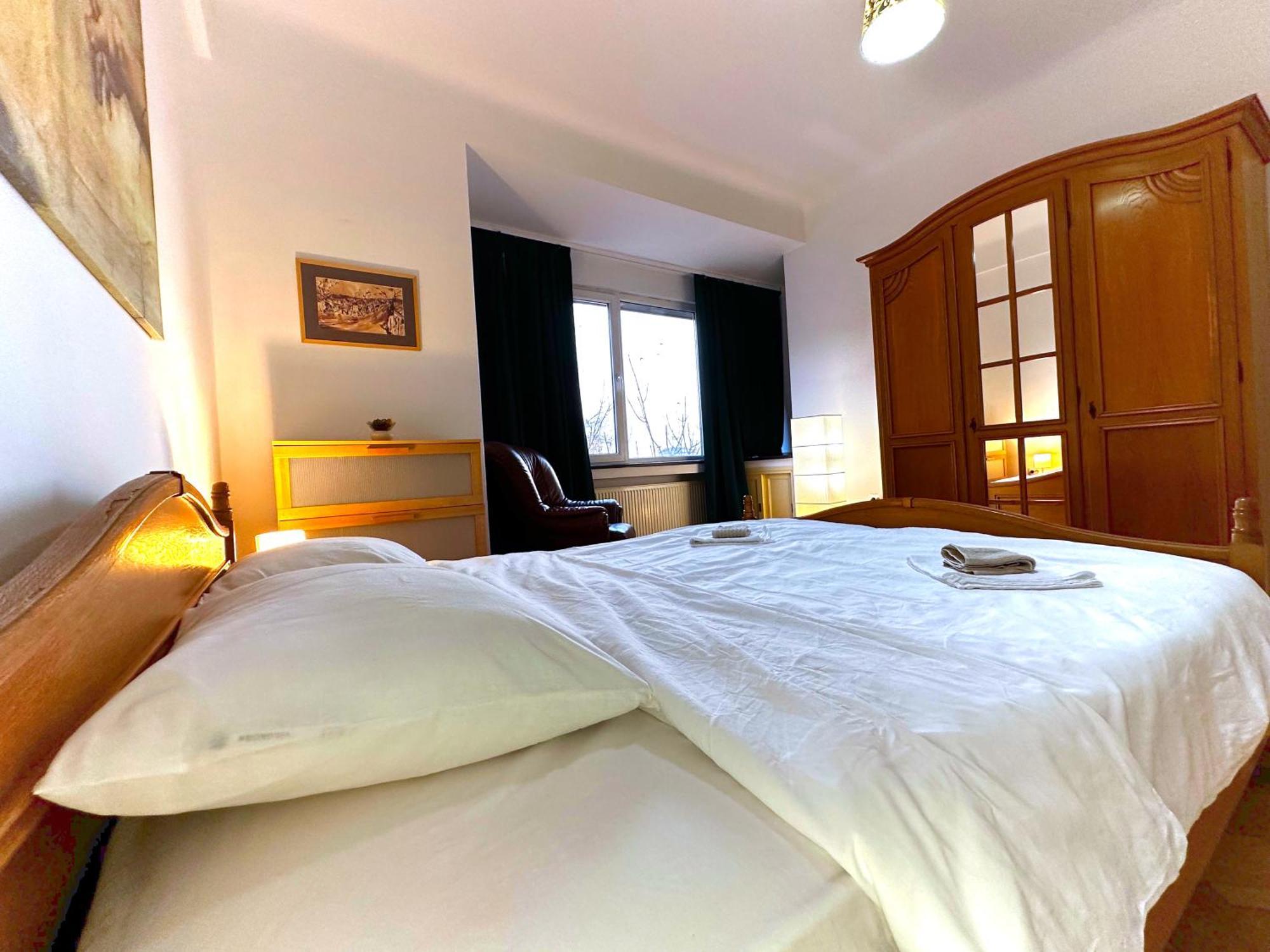 Apartament Ultracentral 4 - Old Center -120 Square Meters -