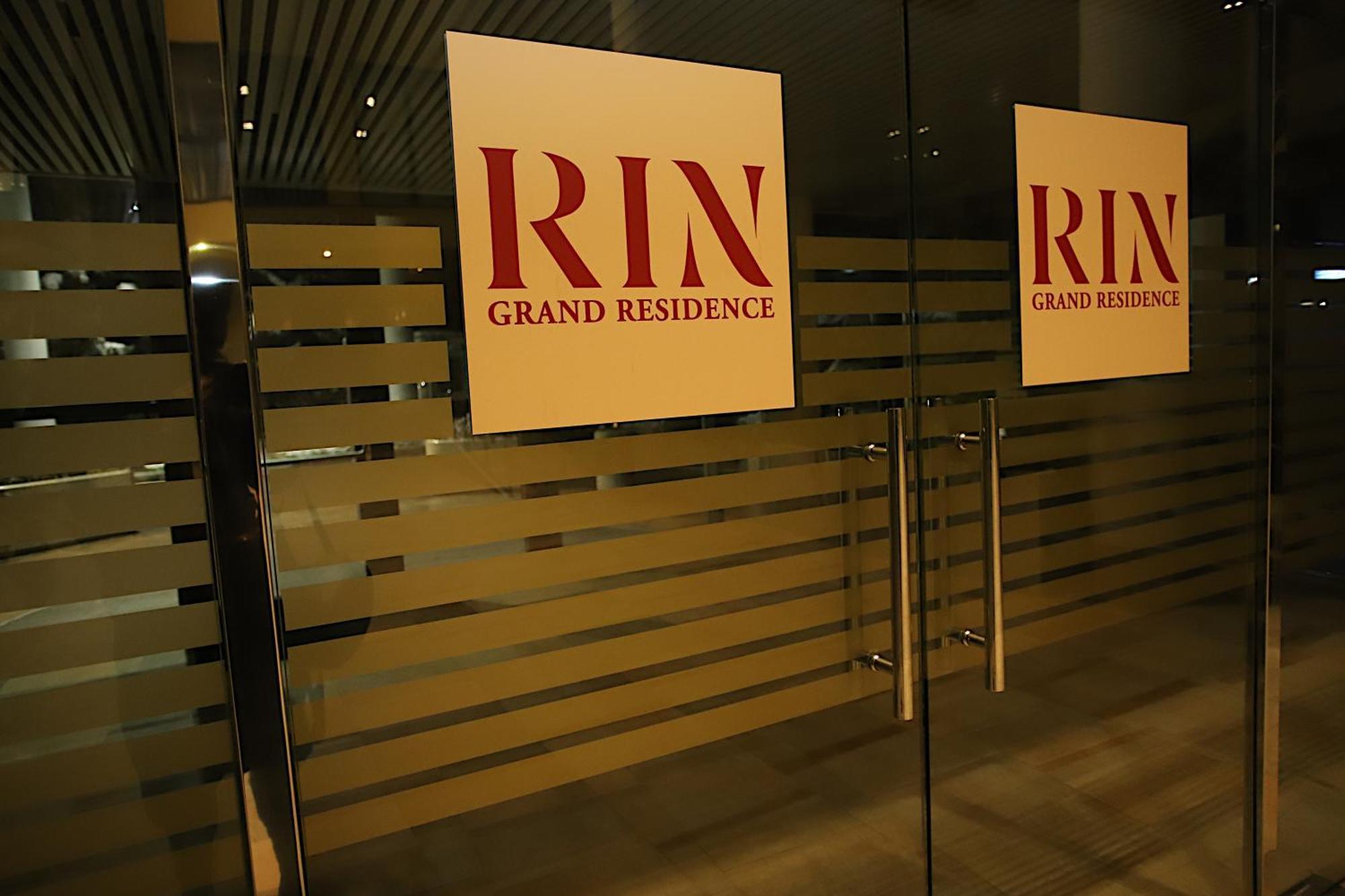Pearl Rin Grand *