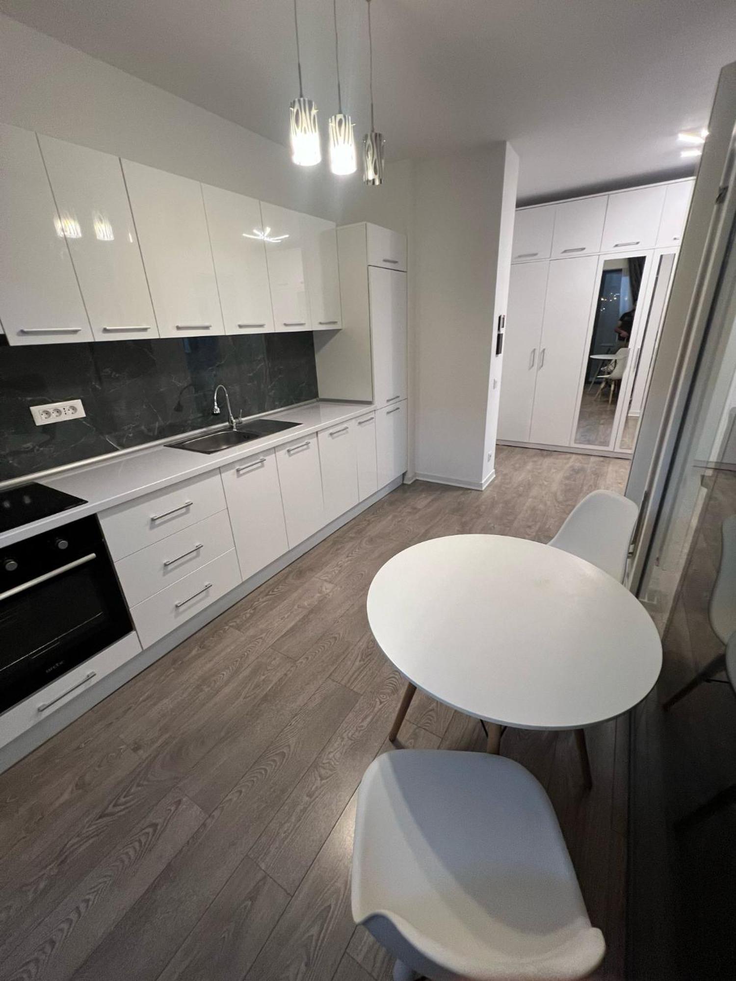 Corporate One Pipera Apartament *