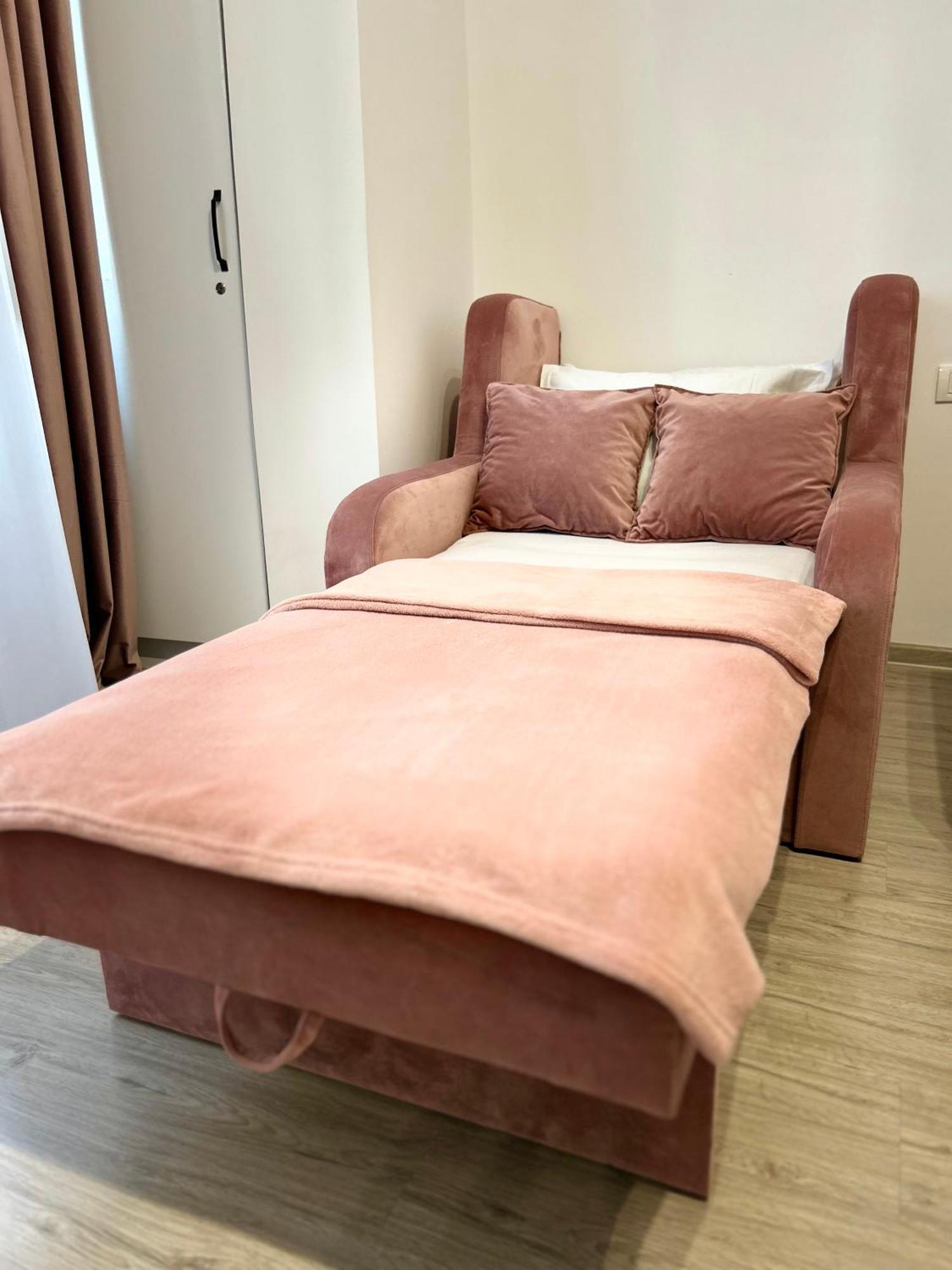 Cosy And Stylish Bucharest