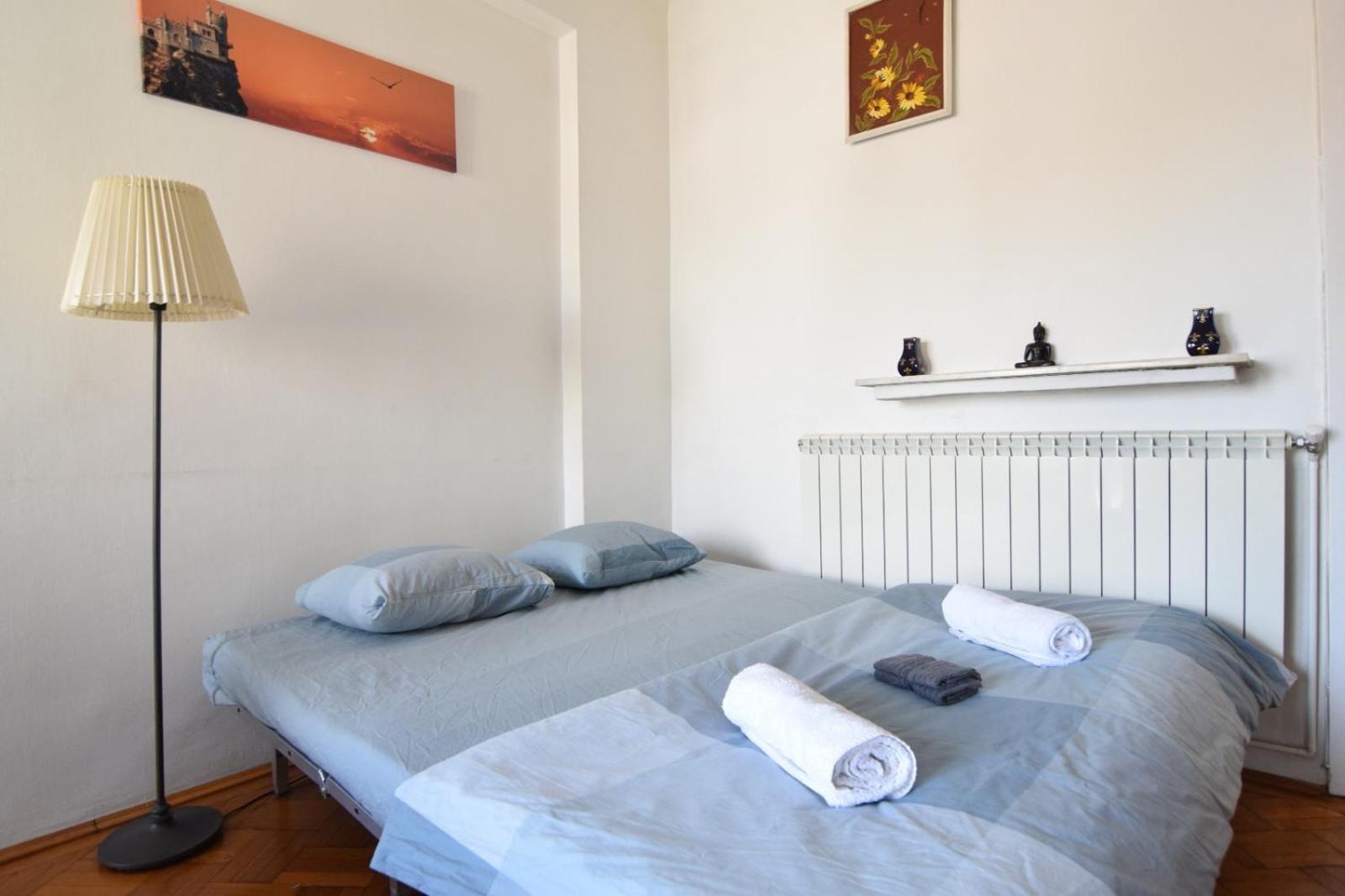 Eminescu 36 Apartament Bucureşti