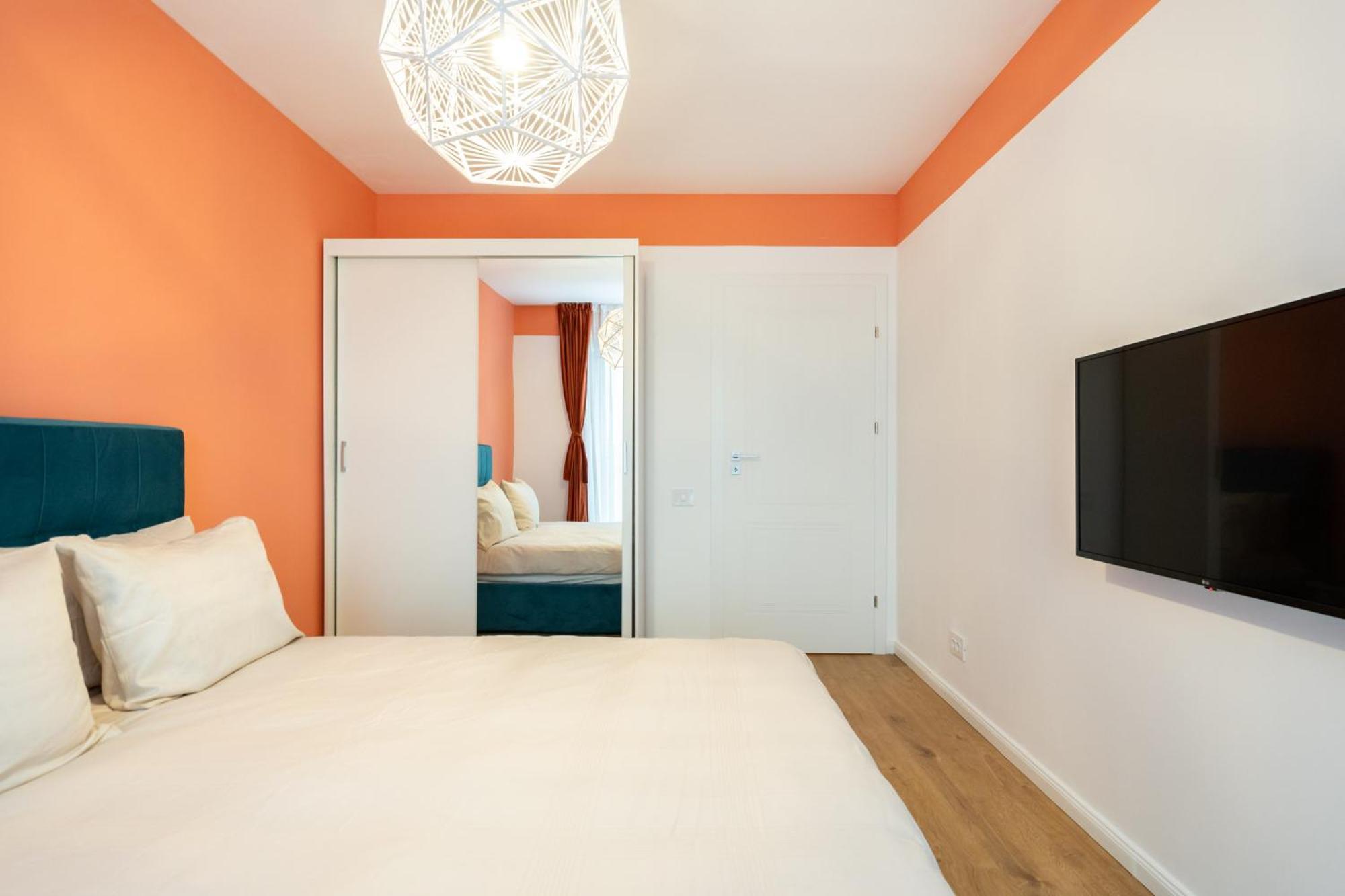 Candy Crush I 1 Bedroom With Free Underground Parking
