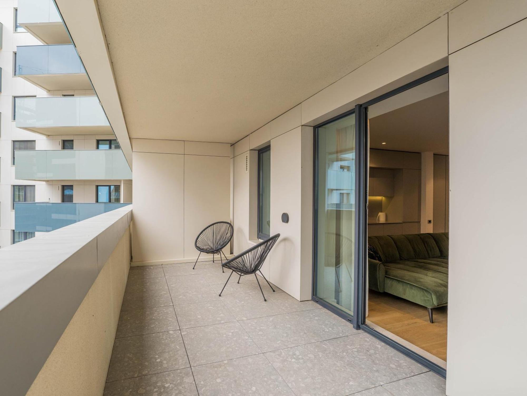 Sphere - High-end 1br Getaway Near Promenada Mall Bucharest