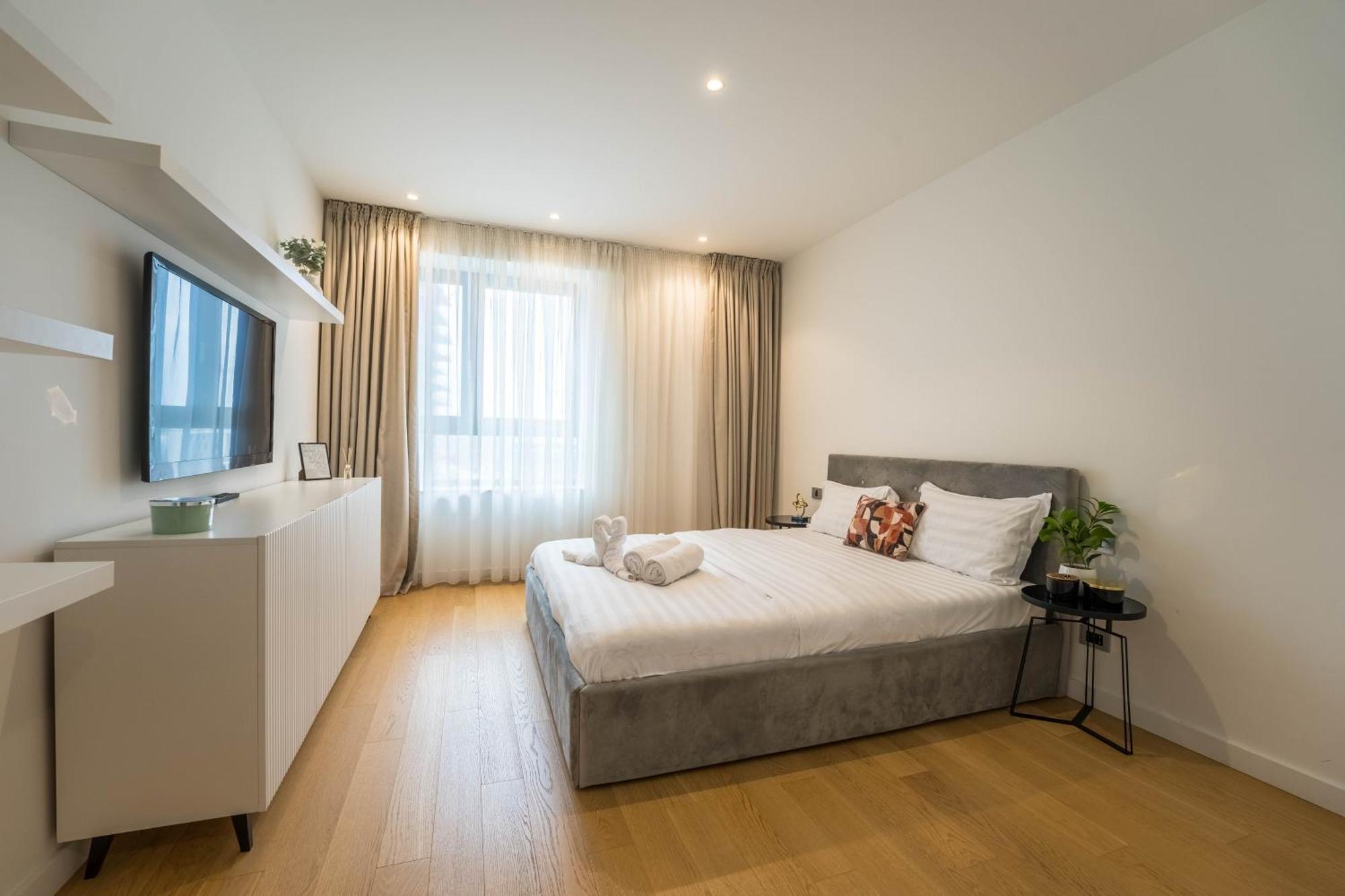 Sphere - High-end 1br Getaway Near Promenada Mall