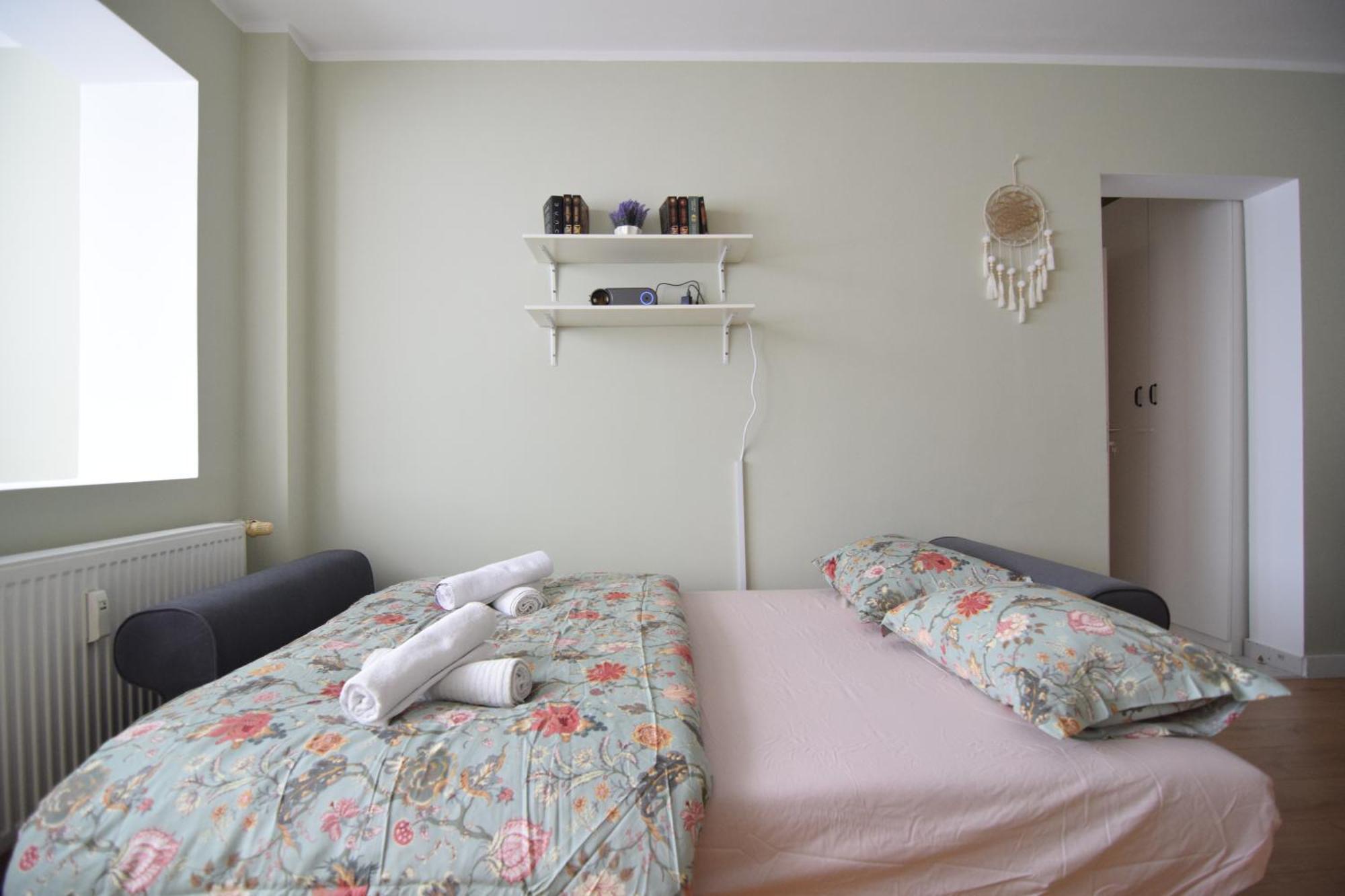 Apartment Stylish With Video Projector Bucharest