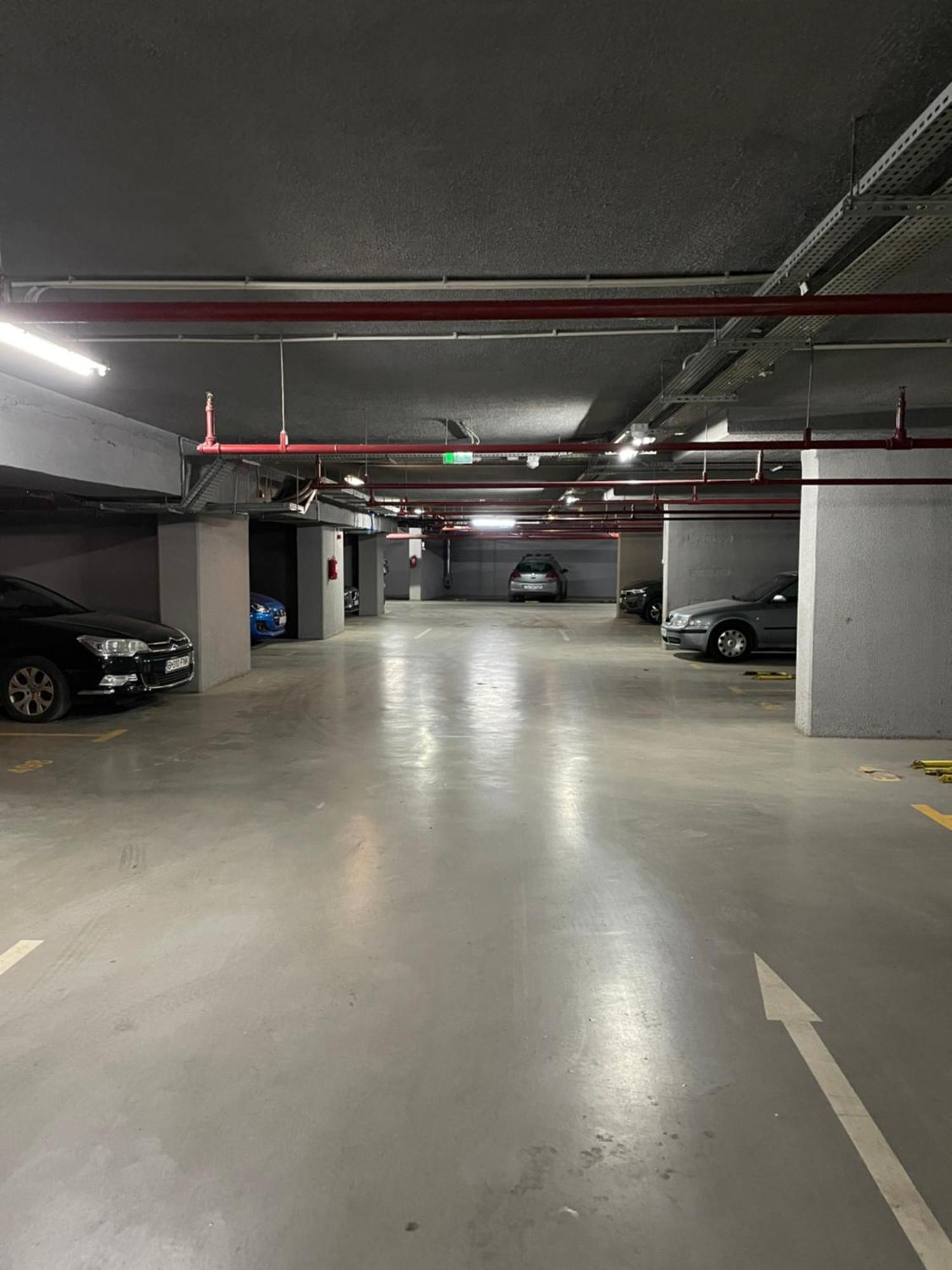 Blossom Nest - 1br With Terrace And Underground Parking