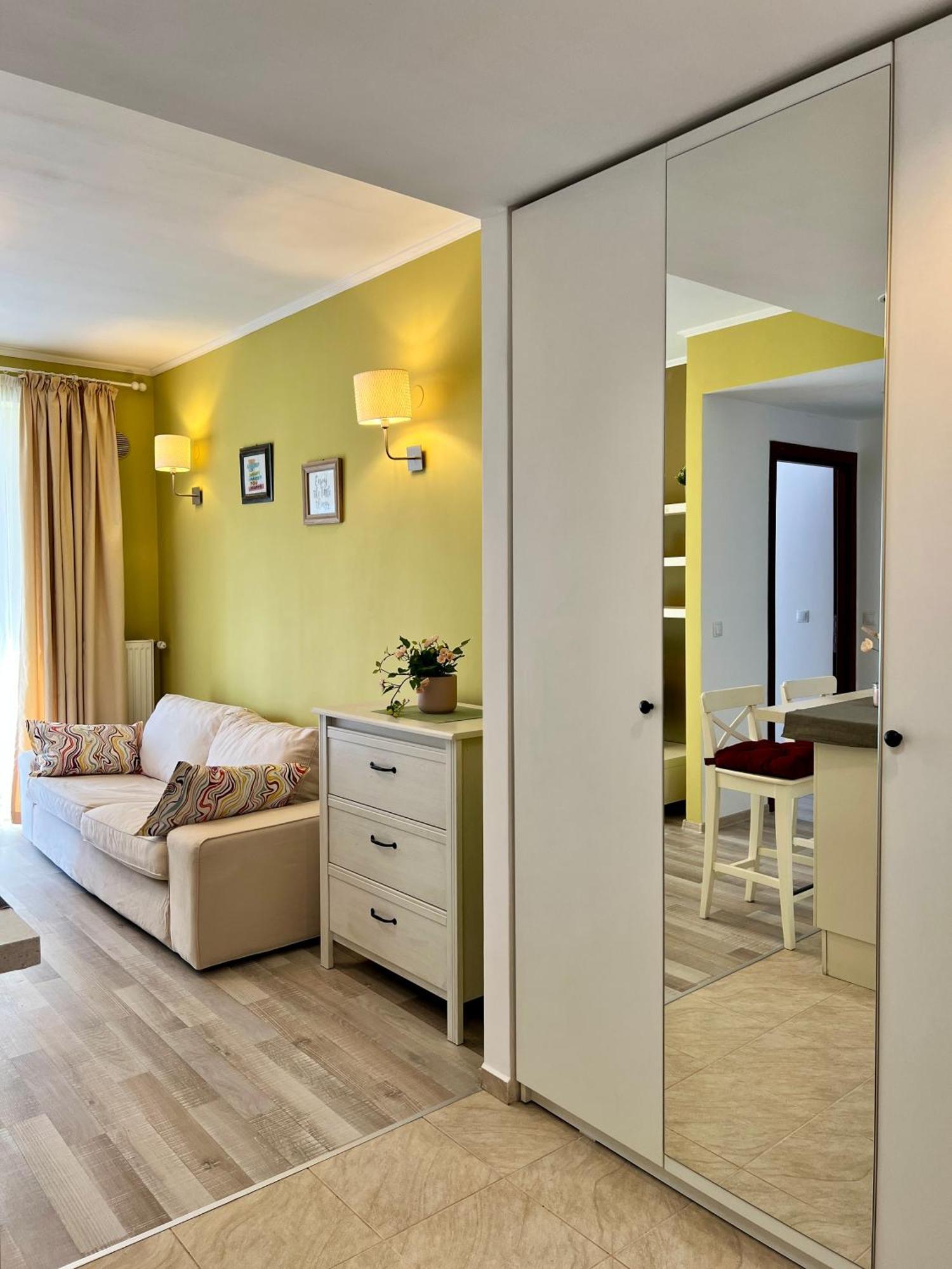 Blossom Nest - 1br With Terrace And Underground Parking Apartment Bucharest