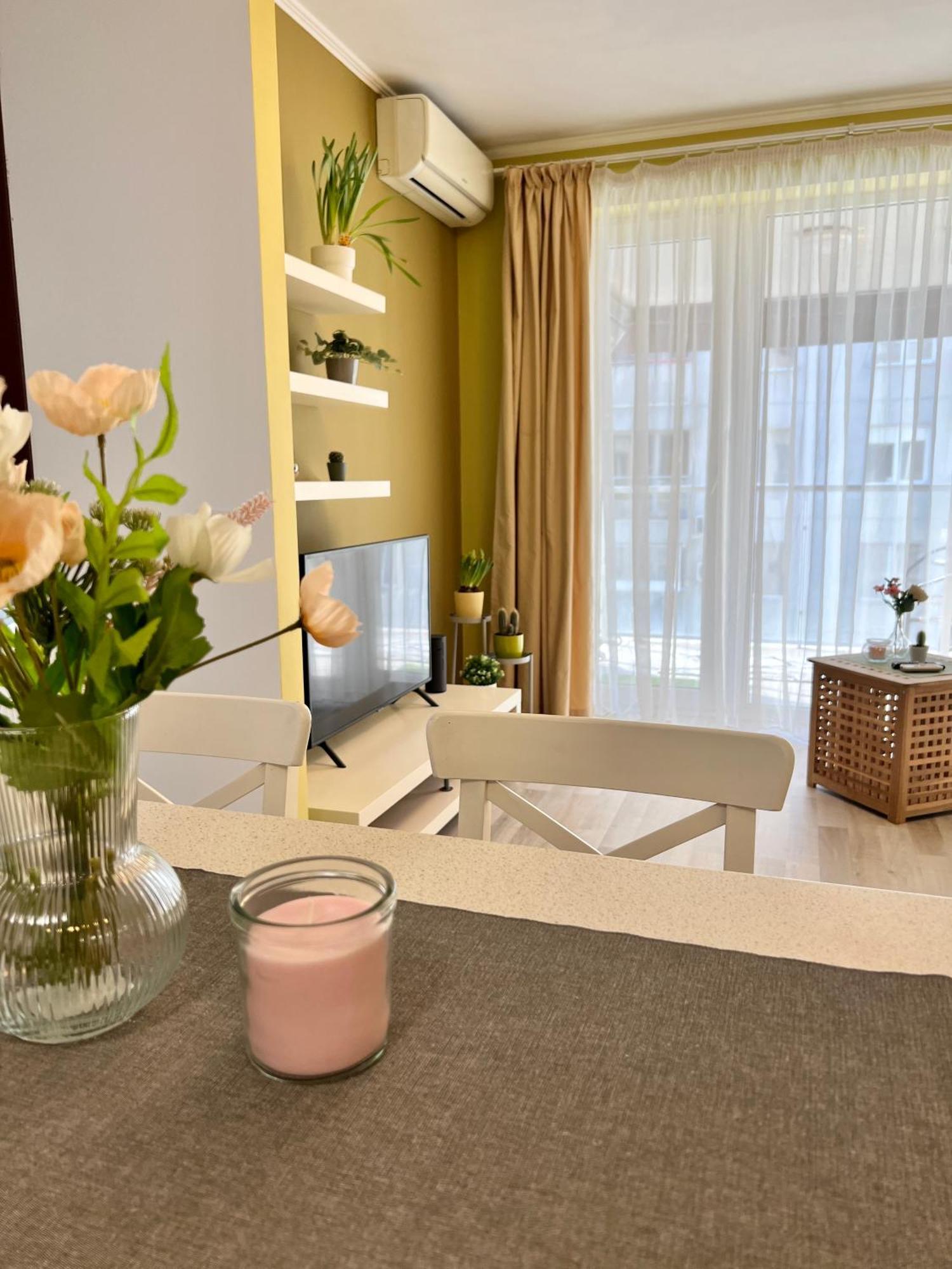 Apartment Blossom Nest - 1br With Terrace And Underground Parking