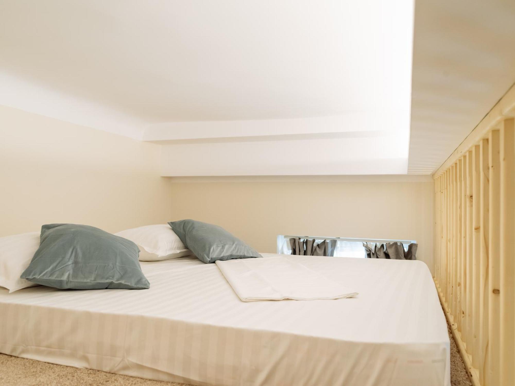 The Golden Palace Apartment