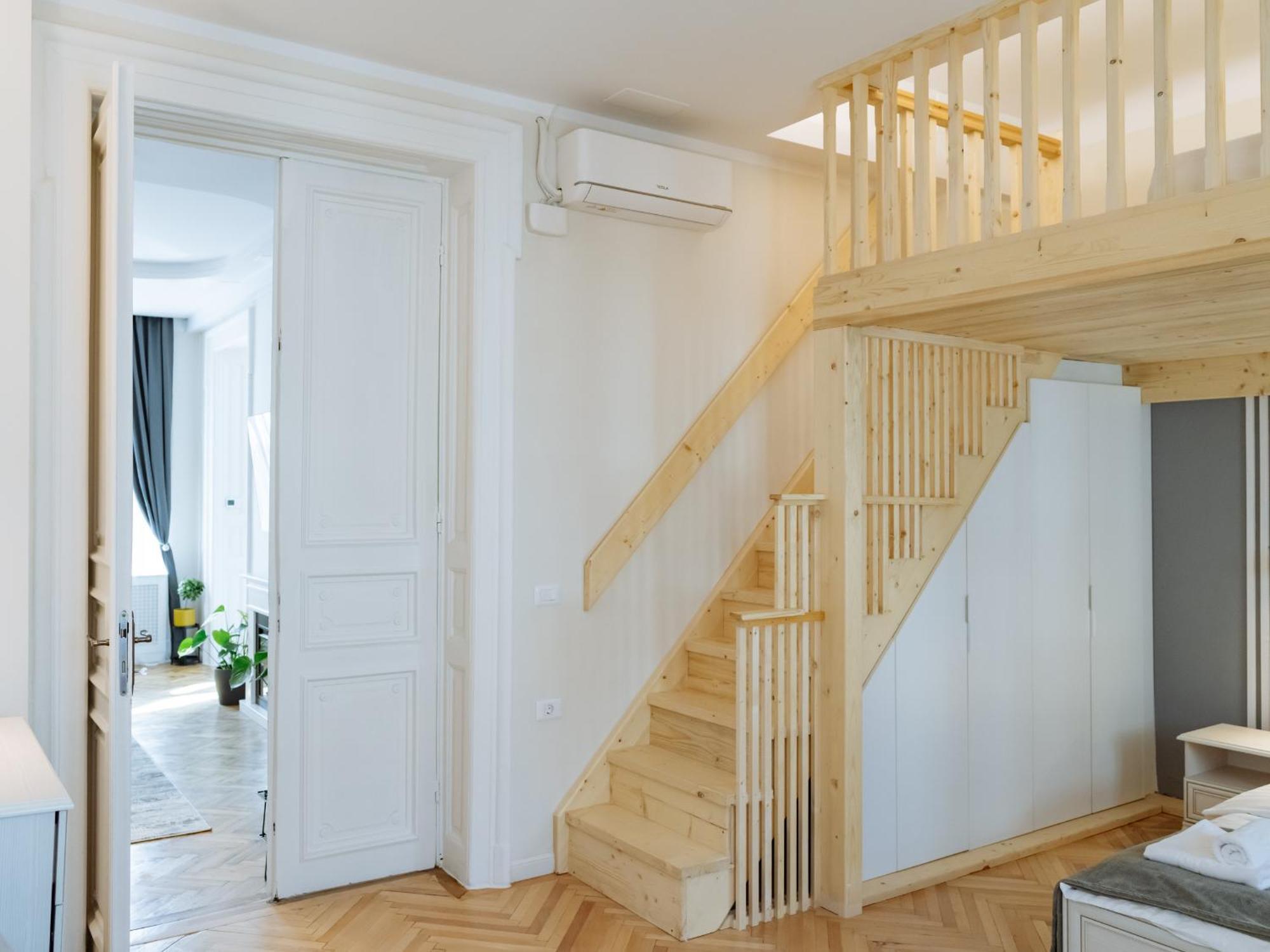 Apartment The Golden Palace Bucharest