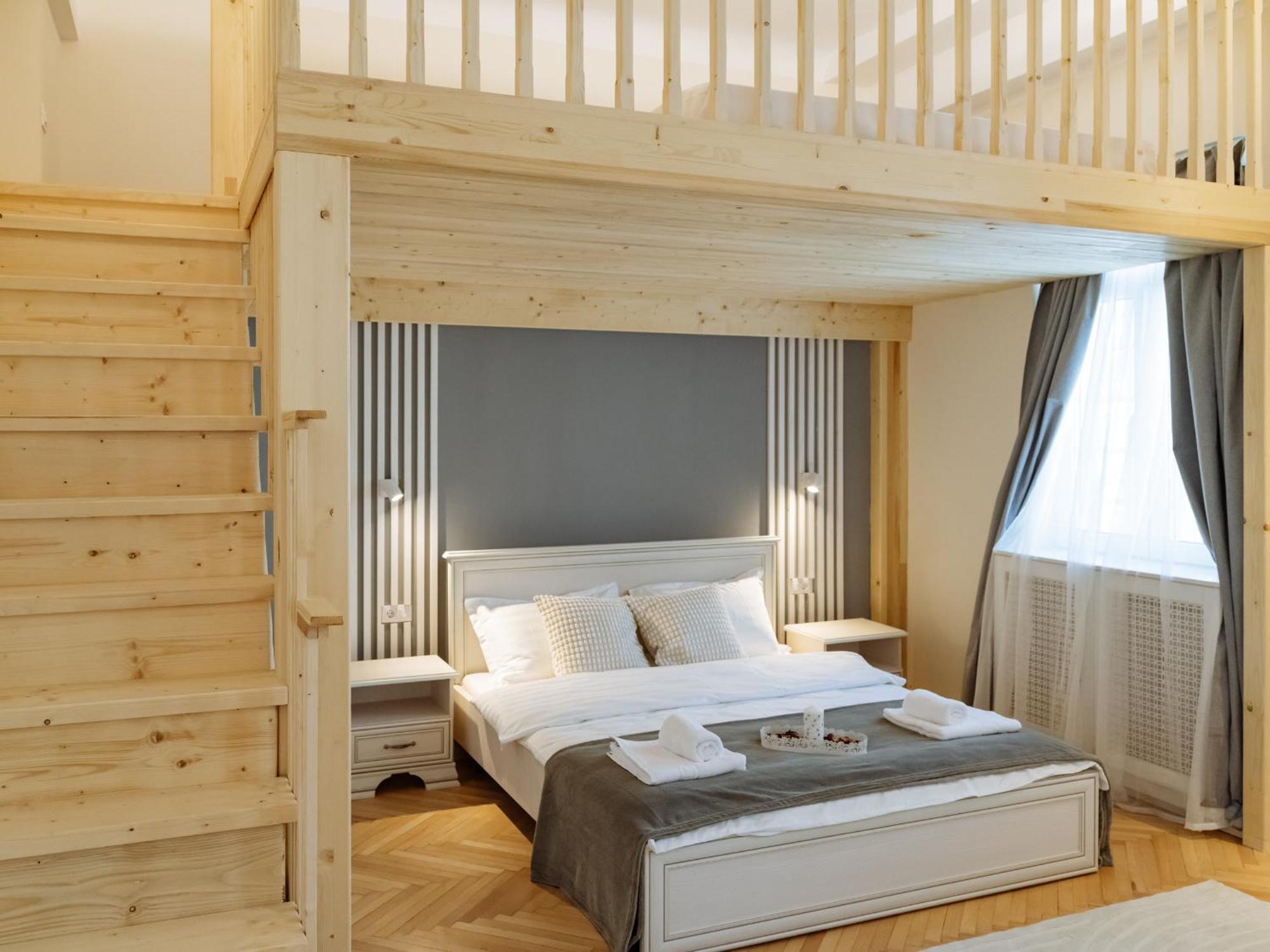 The Golden Palace Apartment *