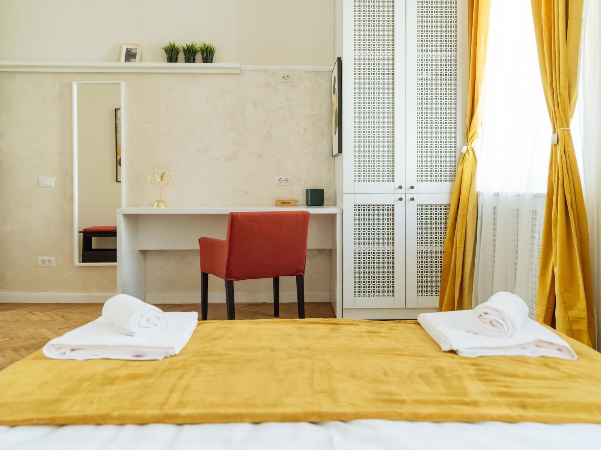 The Golden Palace Apartment *