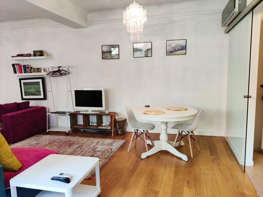 Old Town Bohemian With Garden View Balcony Apartament *