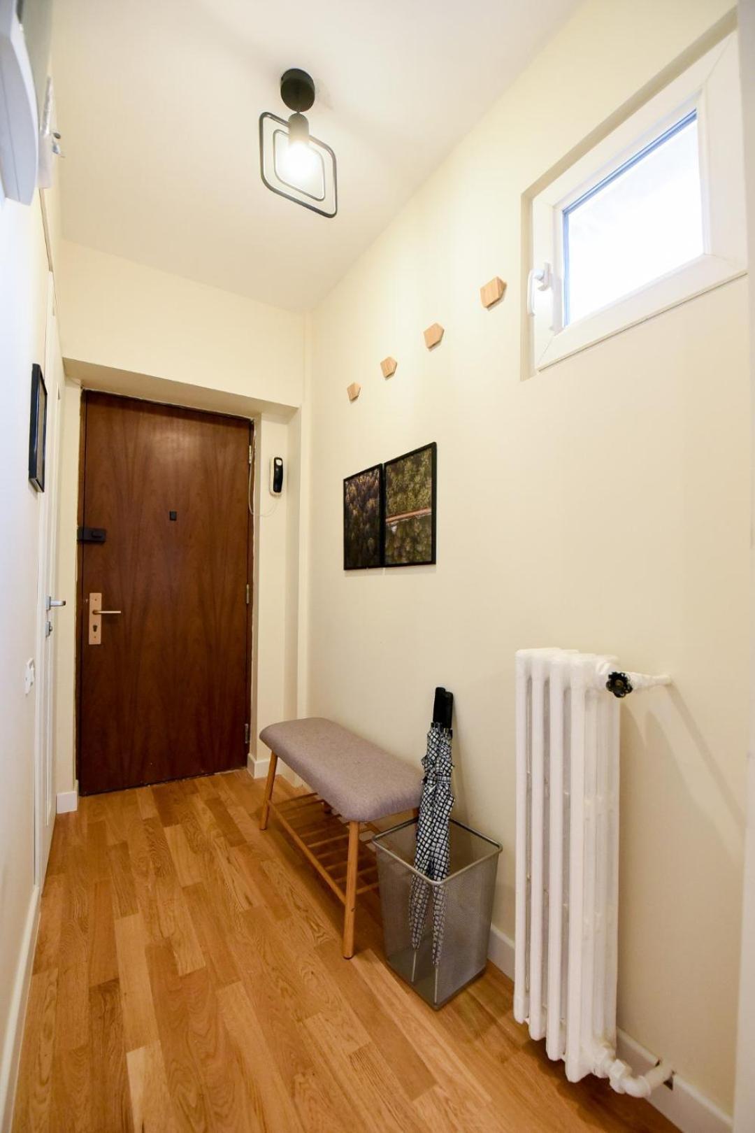 Explore And Relax: Your Ideal 2br On Calea Victoriei