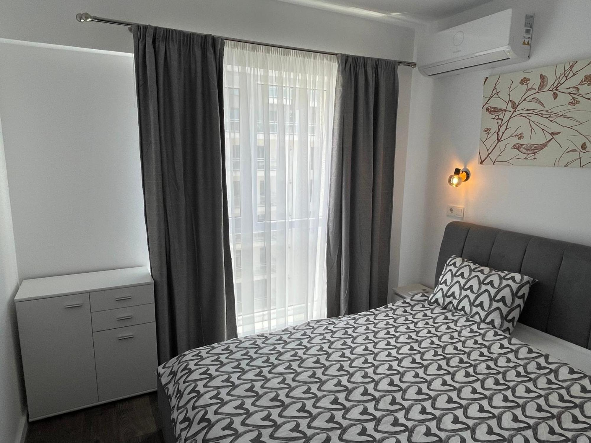 Apartment Luxury - Pipera Metro Station - Near Promenada Mall