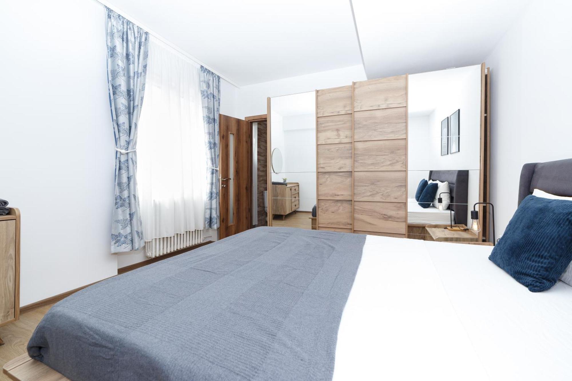 Apartment Rooftop Street Doamnei