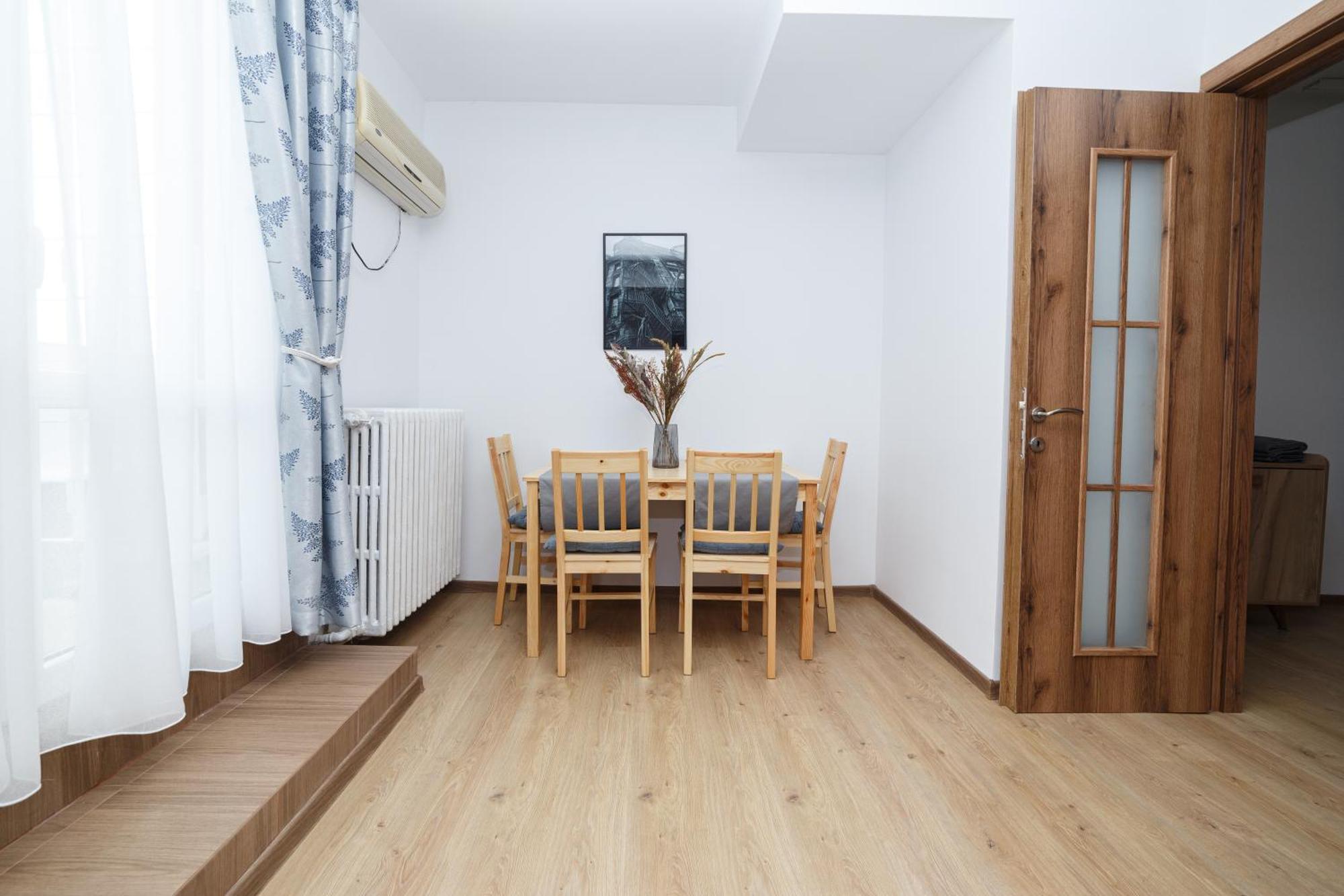 Rooftop Street Doamnei Apartment Bucharest