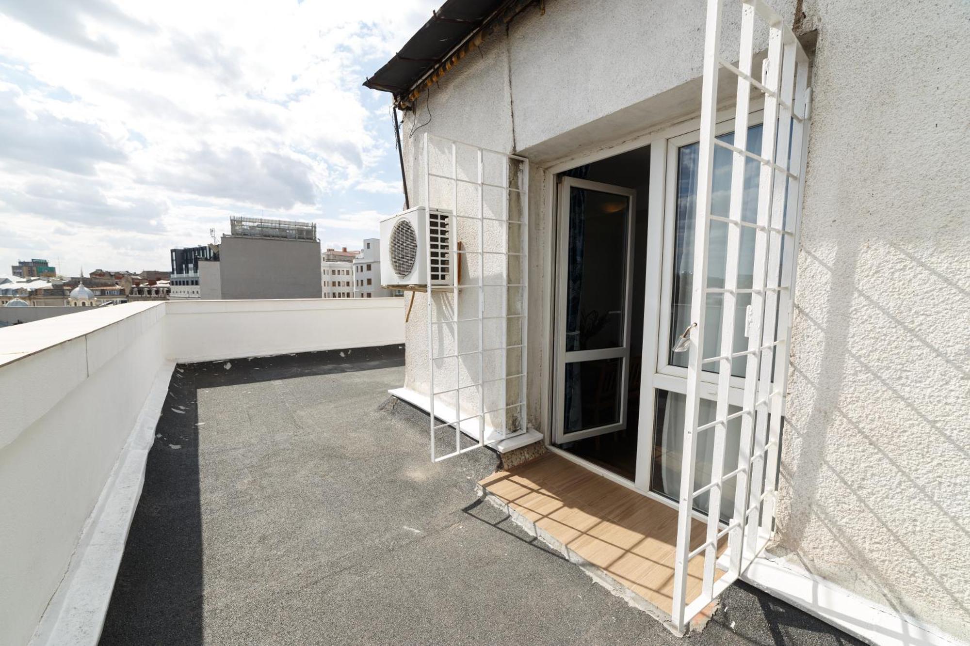 Rooftop Street Doamnei Apartment Bucharest
