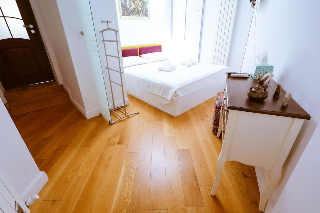 Old Town Bohemian With Terrace Apartment *