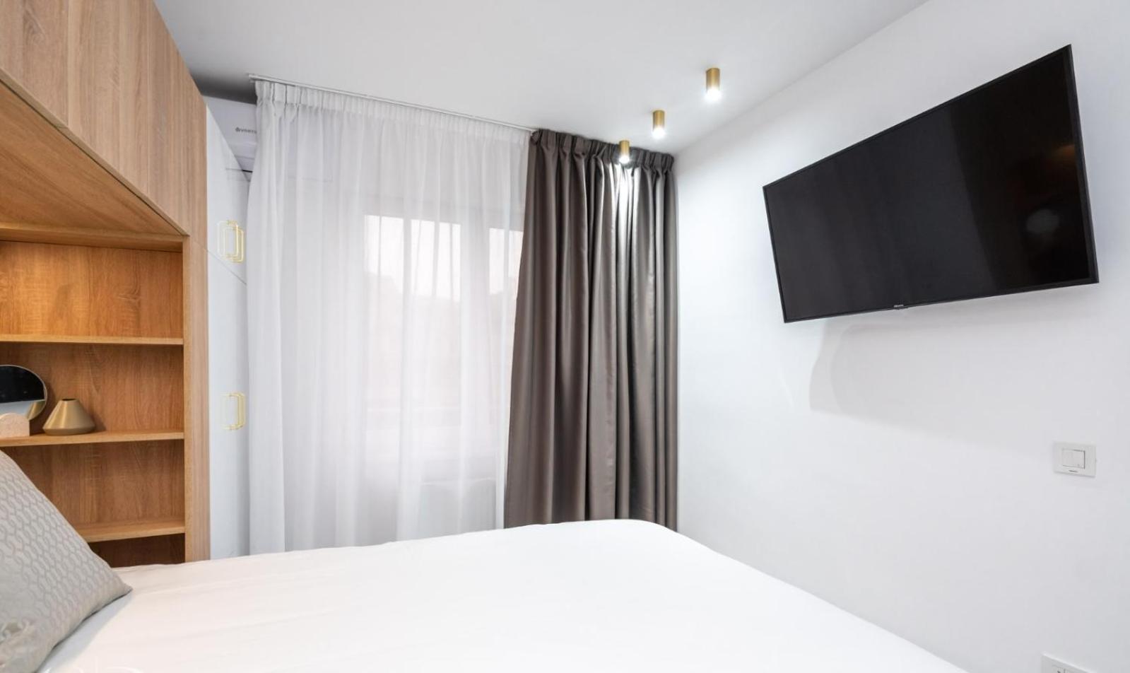 Apartment Prestige With View Magheru Bucharest