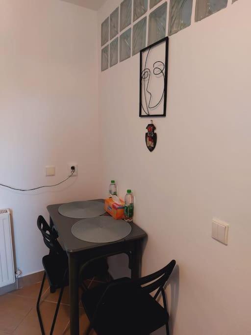 Apartment Tiny Studio Next To Unirii Bucharest