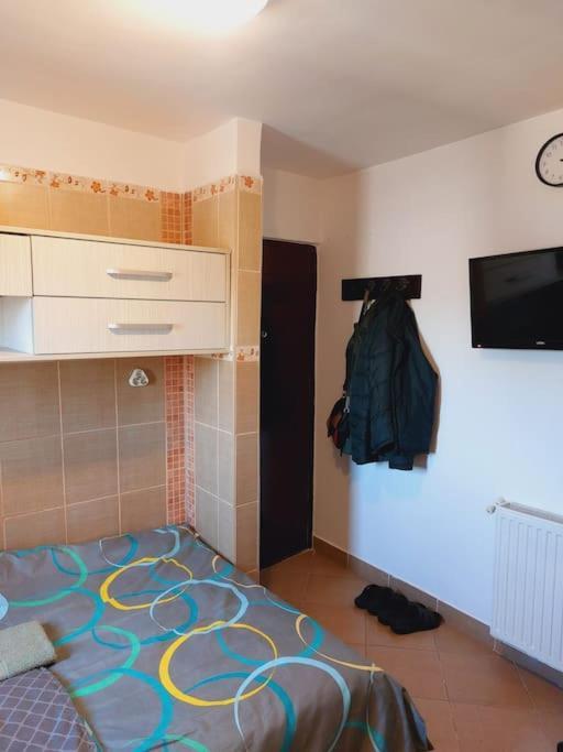 Tiny Studio Next To Unirii Apartment Bucharest
