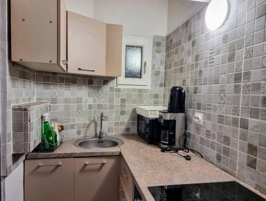 The Flat Of Sillence Piata Romana Apartment Bucharest