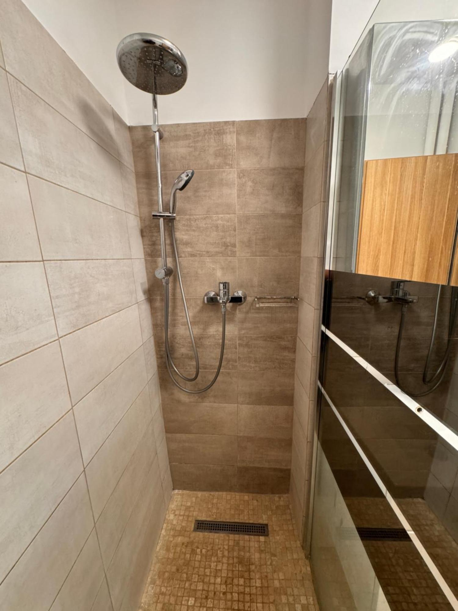 Luxury In Victoriei Bulevard Bucareste