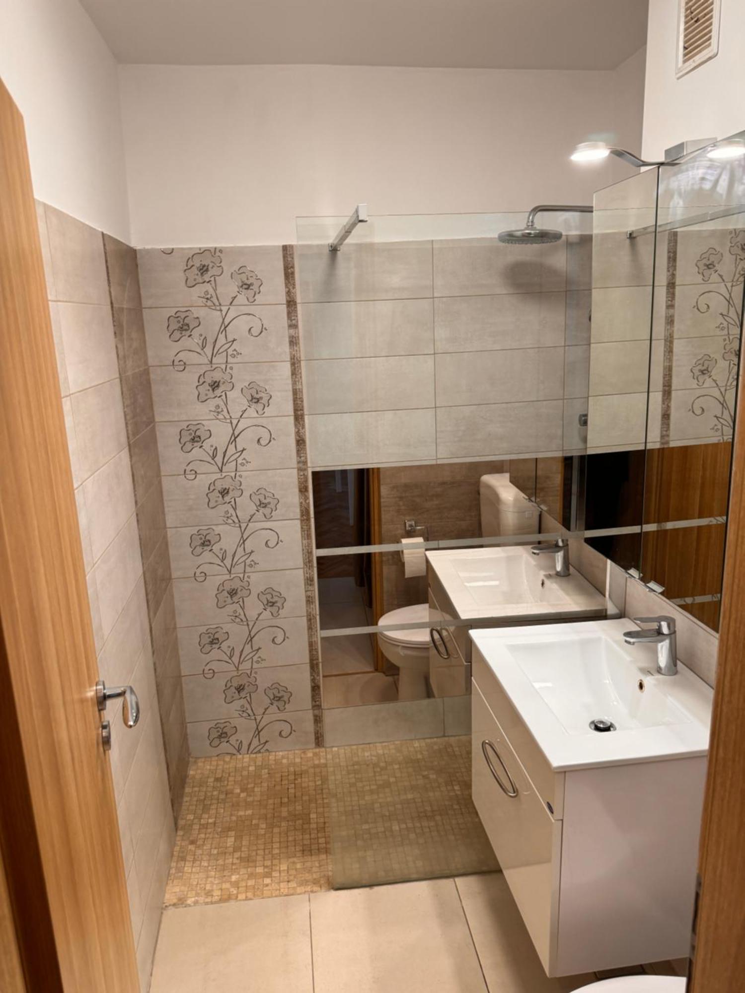 Apartamento Luxury In Victoriei Bulevard Bucareste