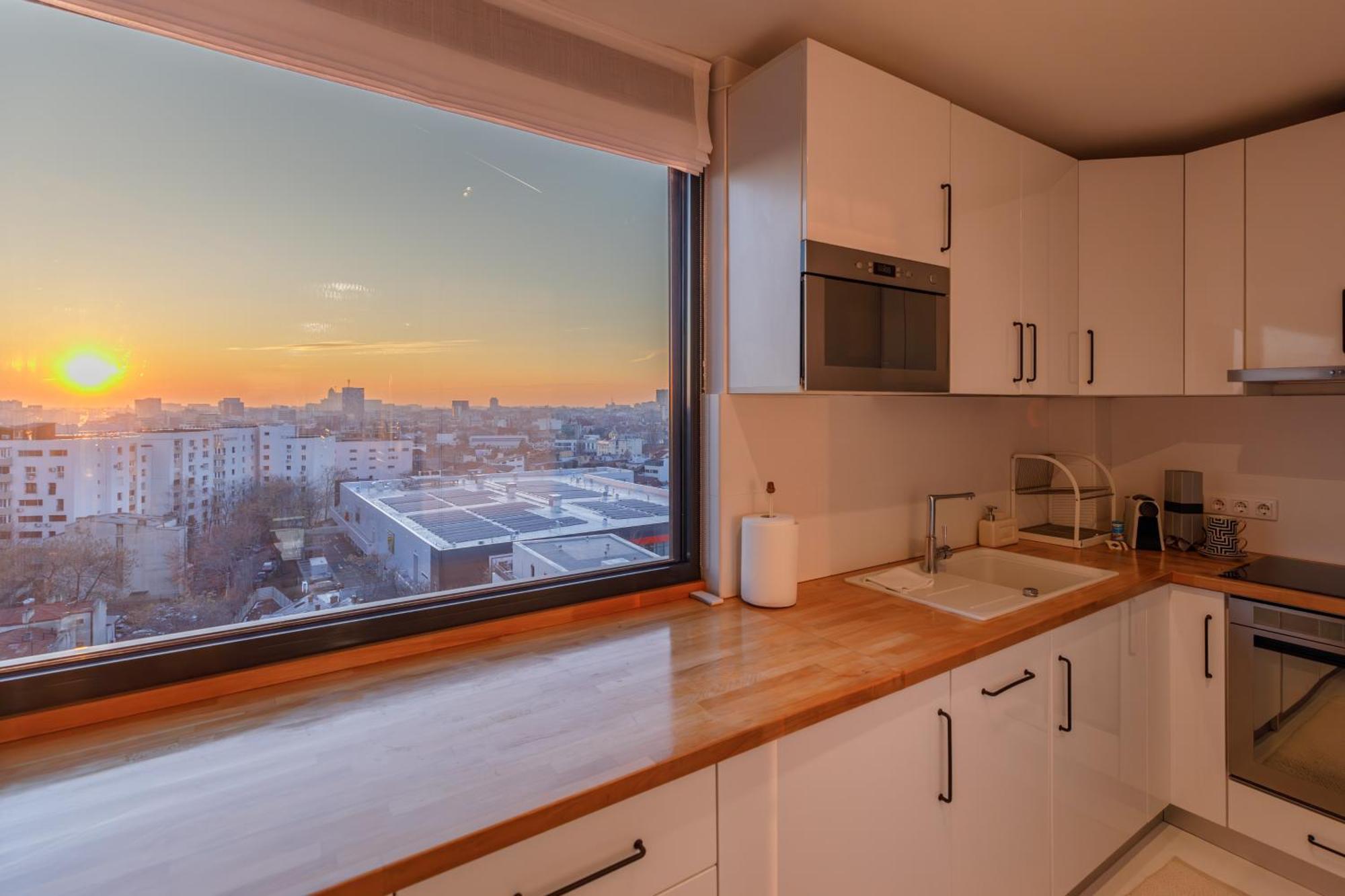Apartament Luxury And Cozy With A Beautiful View Bucureşti