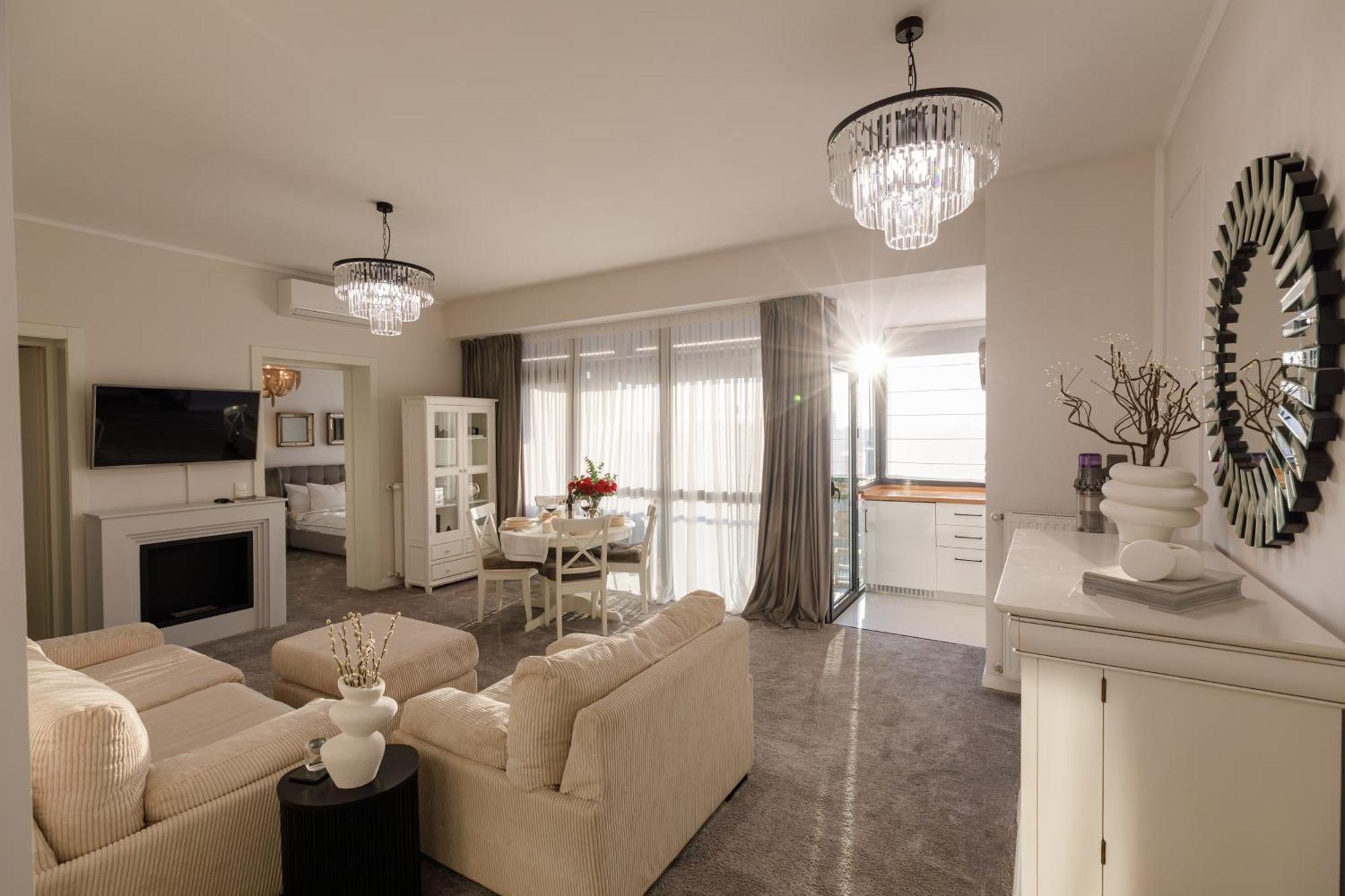 Apartament Luxury And Cozy With A Beautiful View Bucureşti