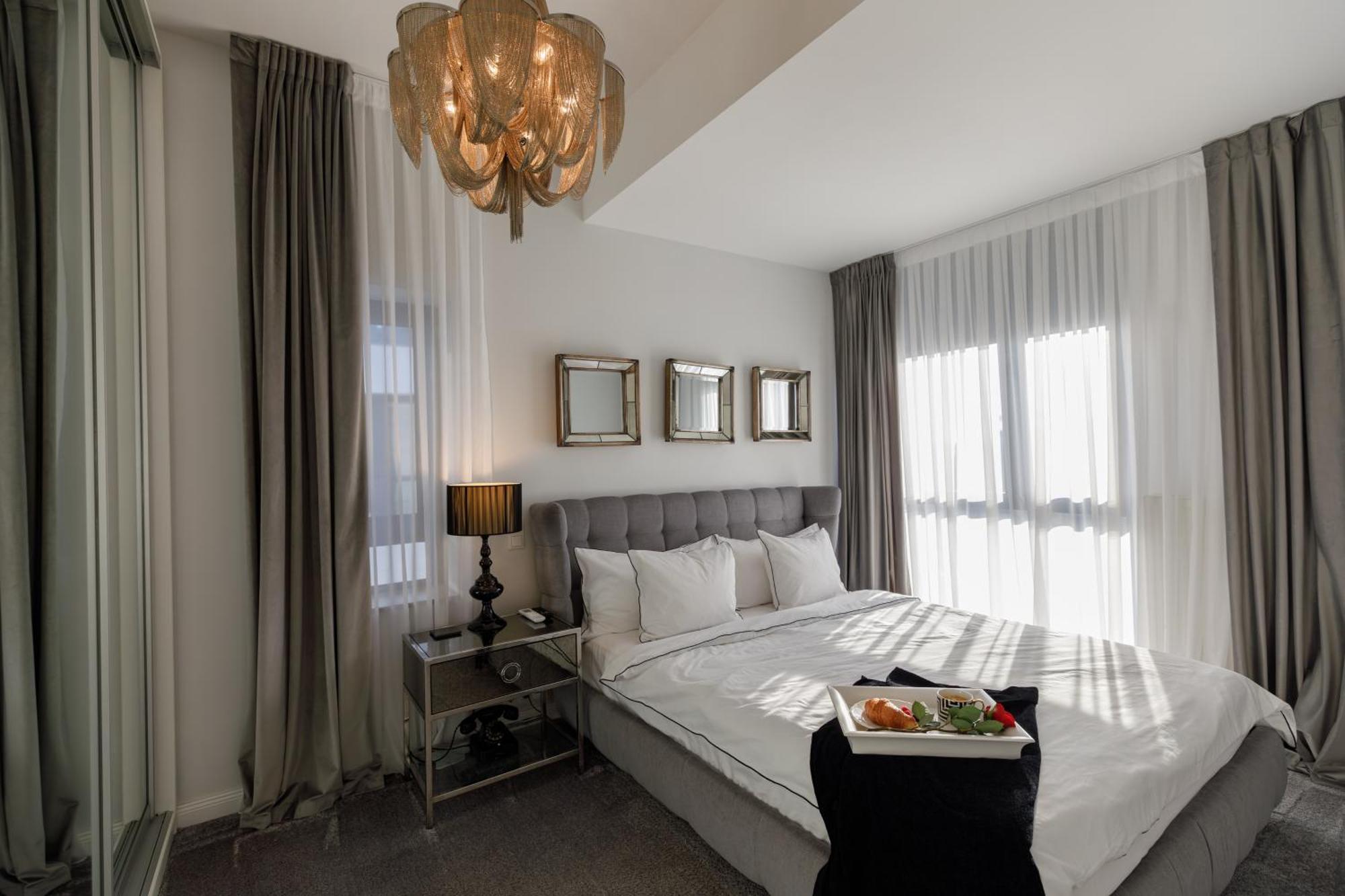 Apartament Luxury And Cozy With A Beautiful View Bucureşti