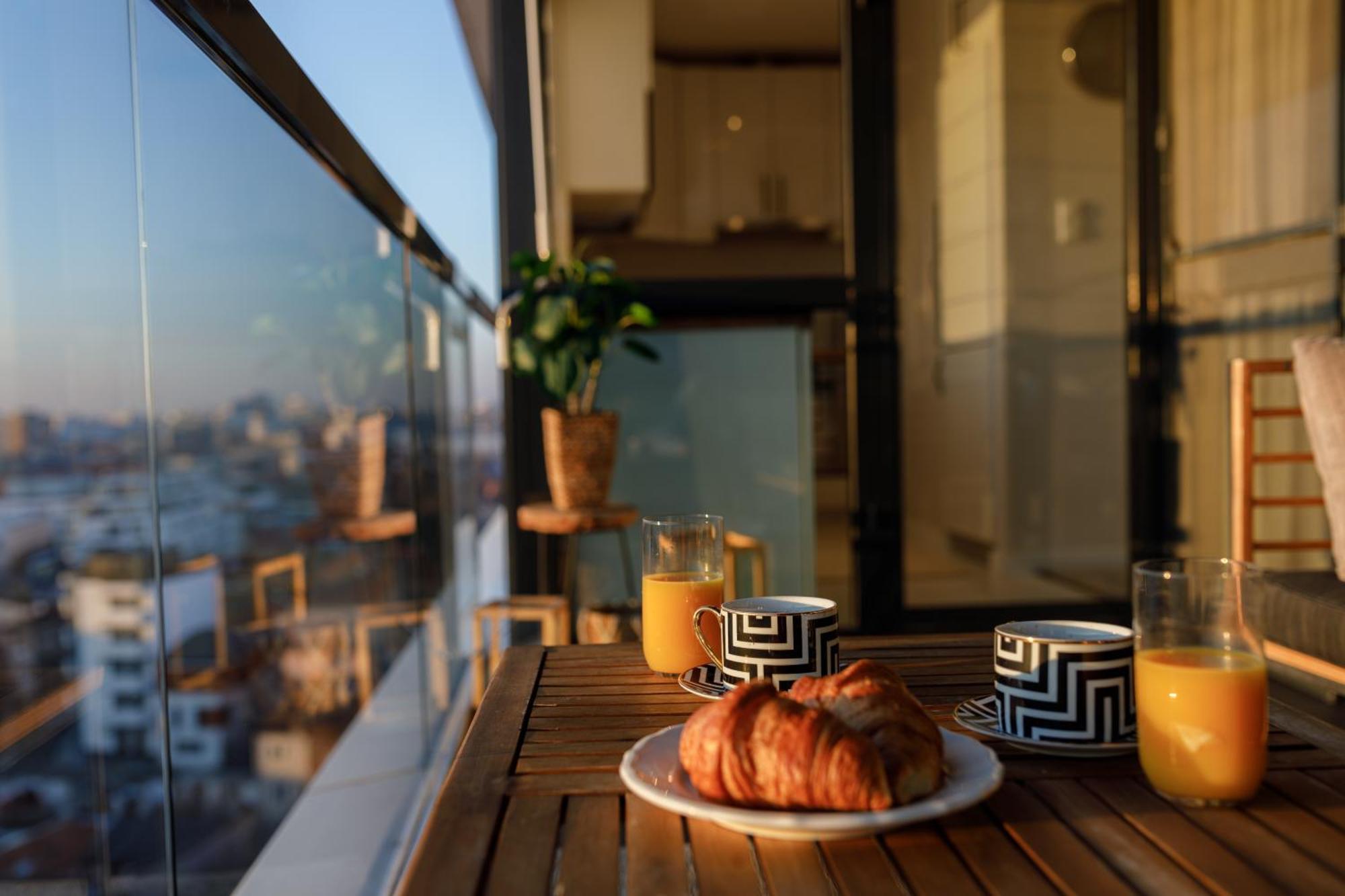 Luxury And Cozy With A Beautiful View * Bucureşti
