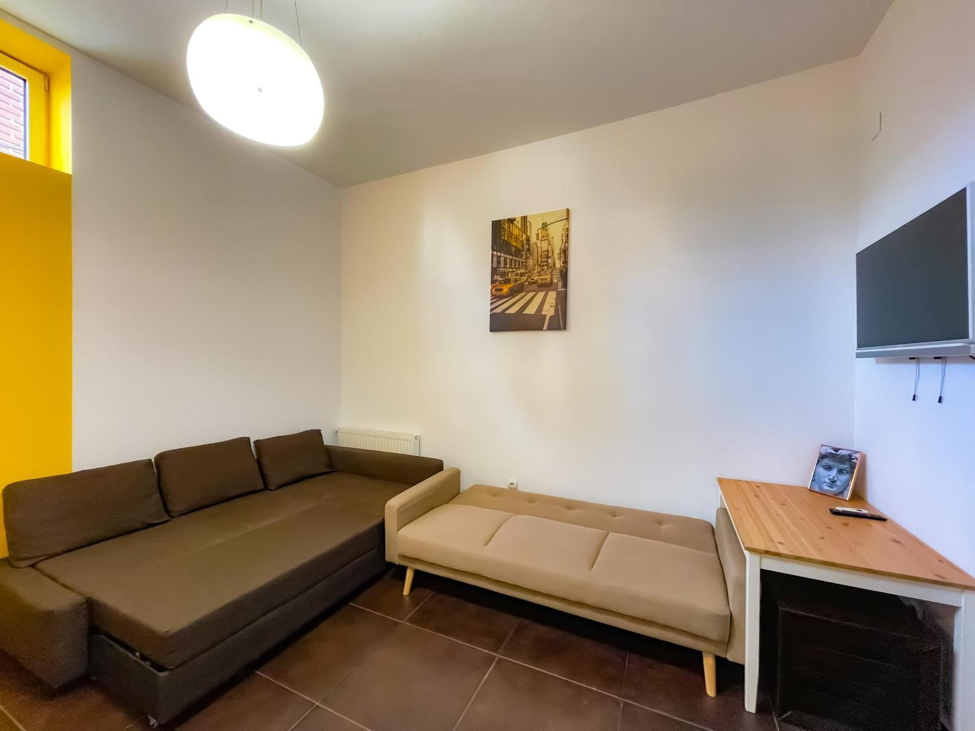 Cool Flat In The Heart Of Bucharest's Fun And History Bucharest