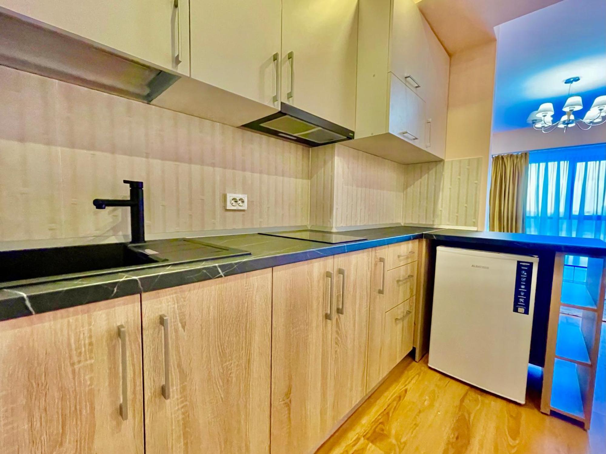 Royal With A Perfect View - Yamaluxe Apartment Bucharest