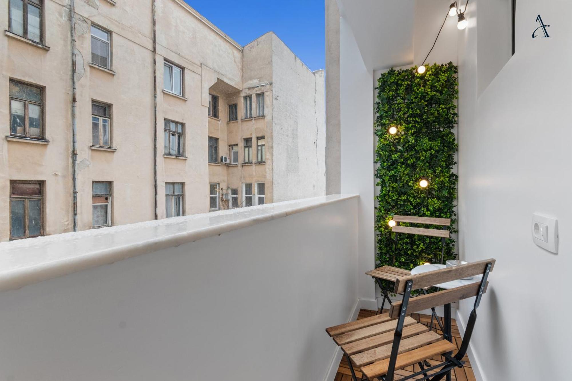 Bellona Studio Apartment Bucharest