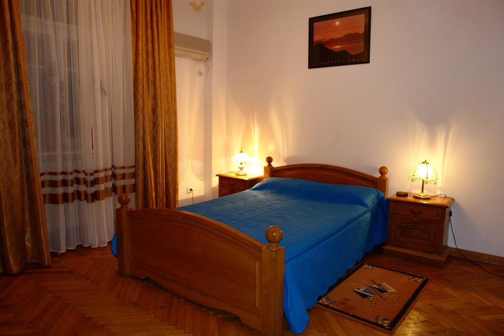Ss Unirii Hotel