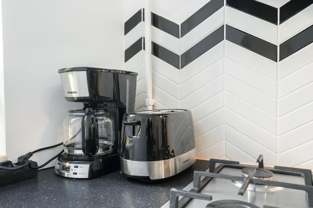 Apartment Exquisite Art Deco 2br Prime Location *