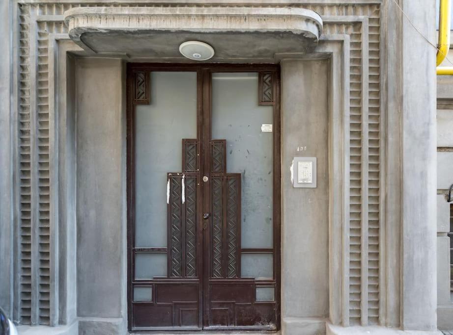 Apartment Exquisite Art Deco 2br Prime Location
