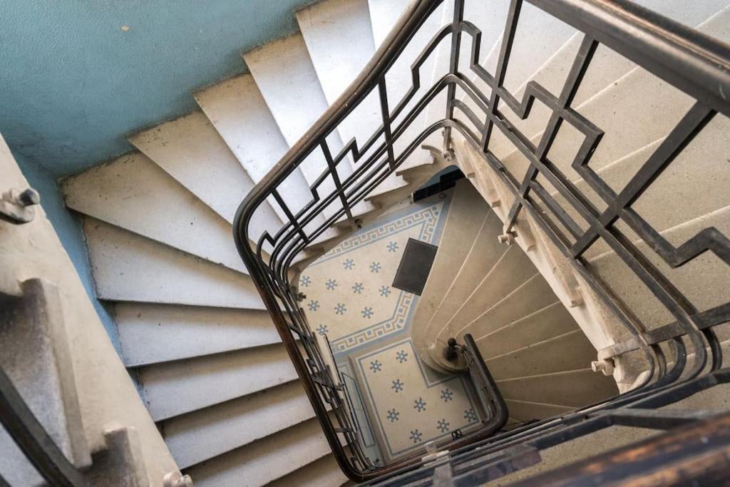 Apartment Exquisite Art Deco 2br Prime Location *