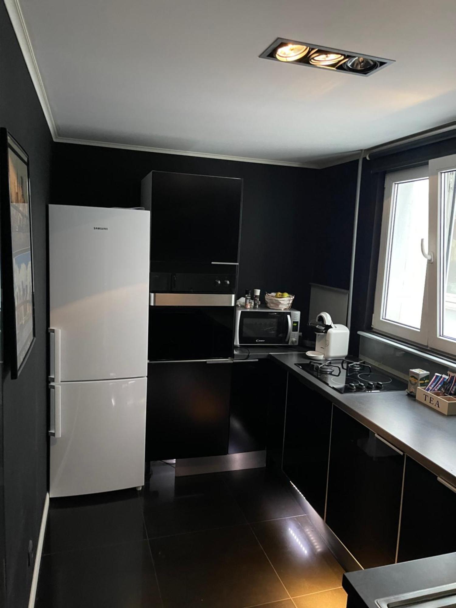 Black Nr1 Apartment Bucharest