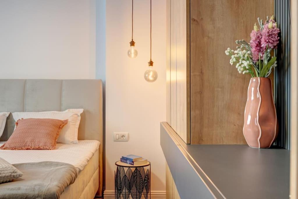 Apartment Oasis On Calea Victoriei *