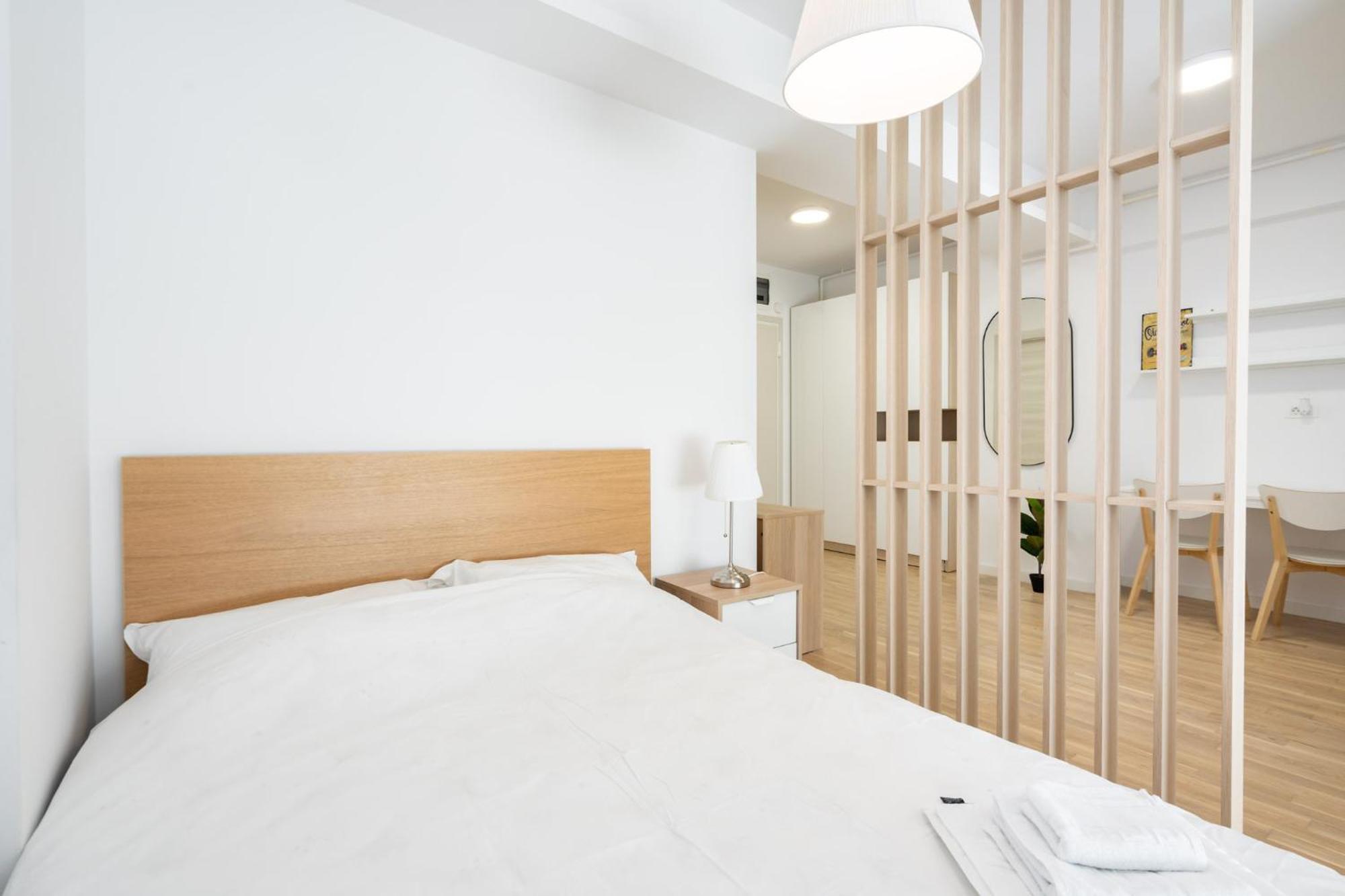 Zen - Escape With Parking Apartment Bucharest
