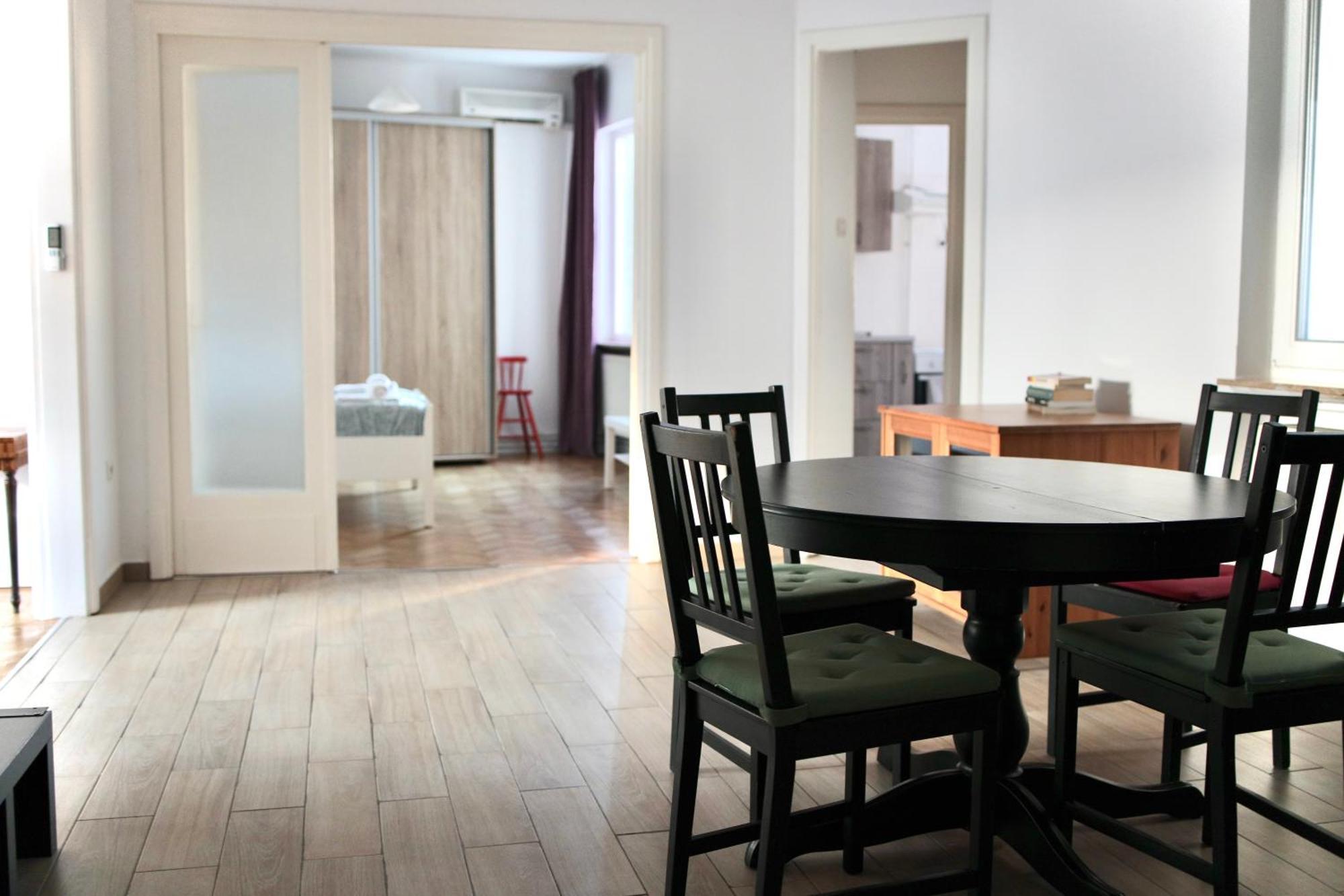 Your Big In Center Apartment Bucharest