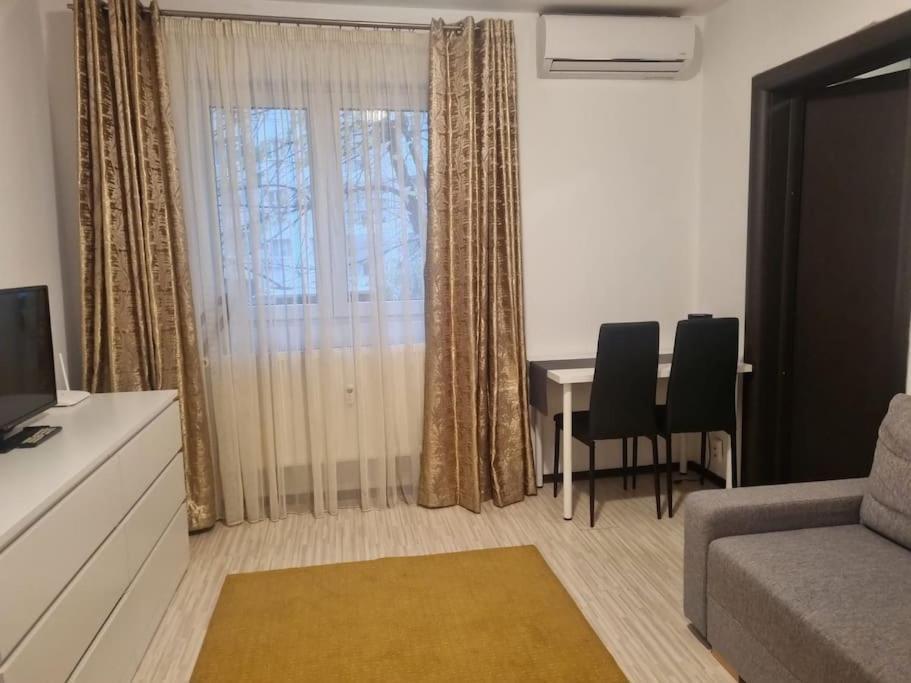 Myo's Place Apartment