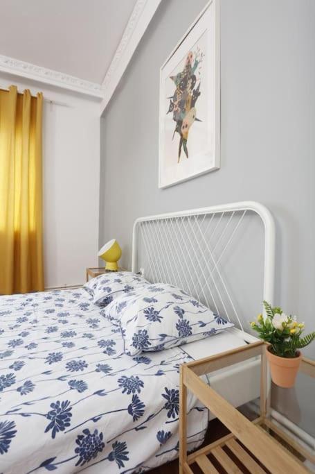 3 Bdrm In Center * Bucharest